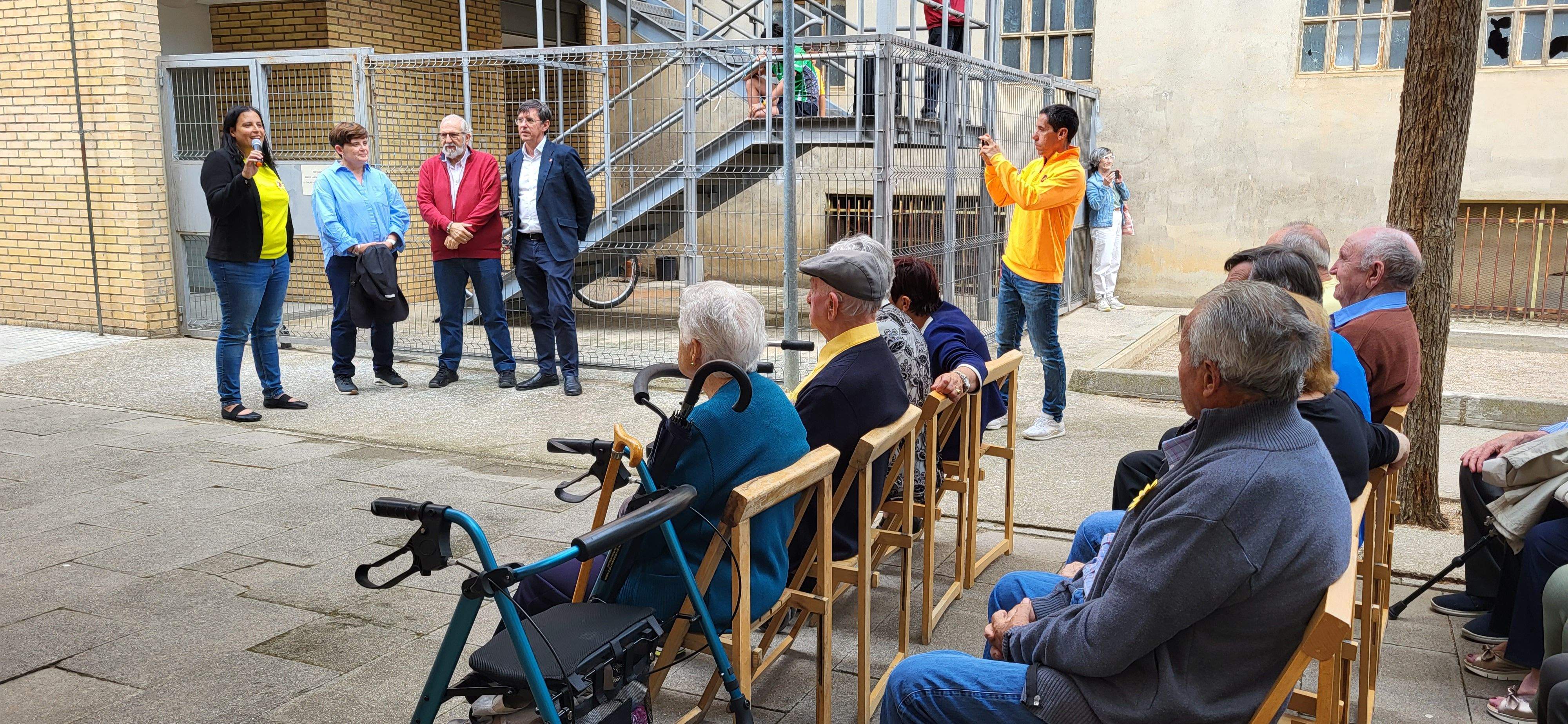 Fiesta fin de curso del Hogar de Mayores del IASS Huesca. Foto Myriam Martínez