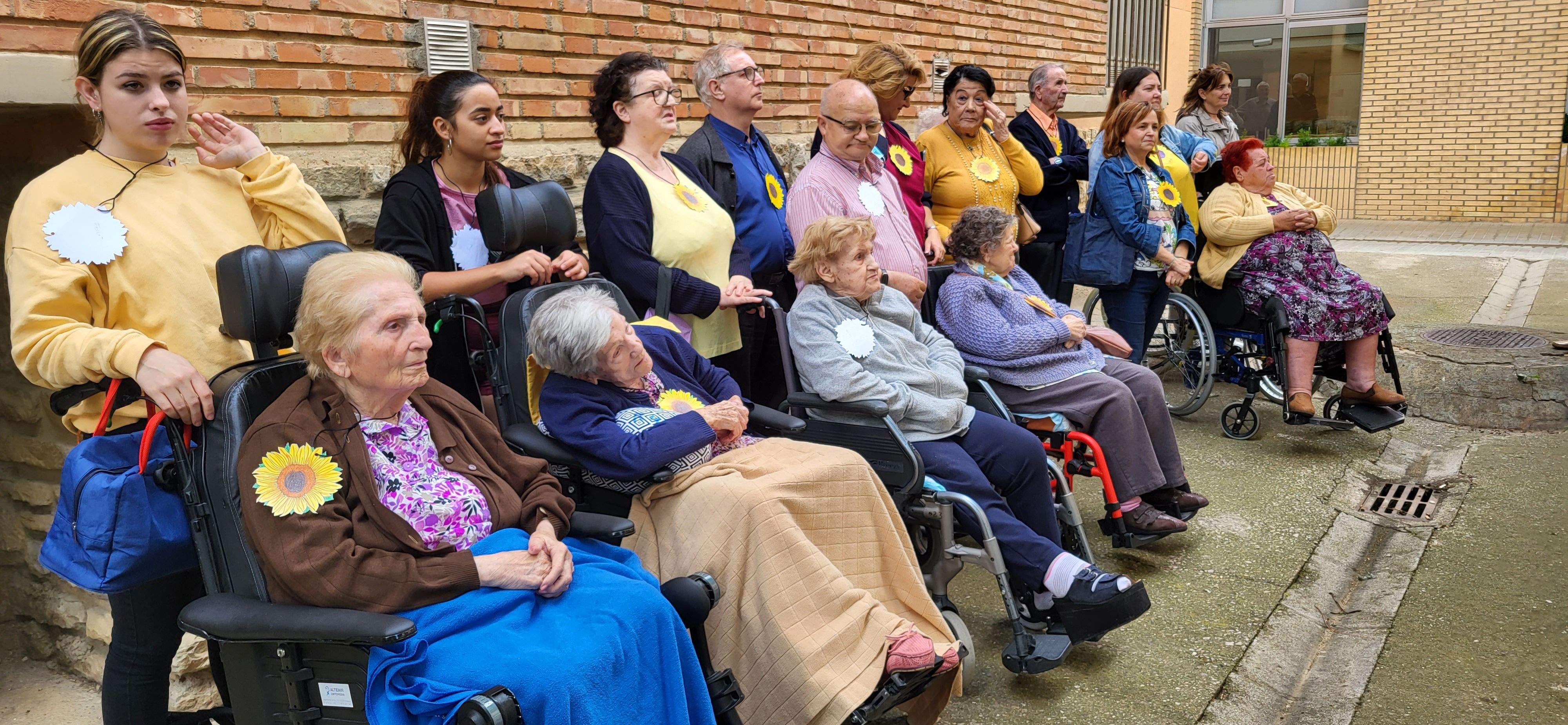 Fiesta fin de curso del Hogar de Mayores del IASS Huesca. Foto Myriam Martínez