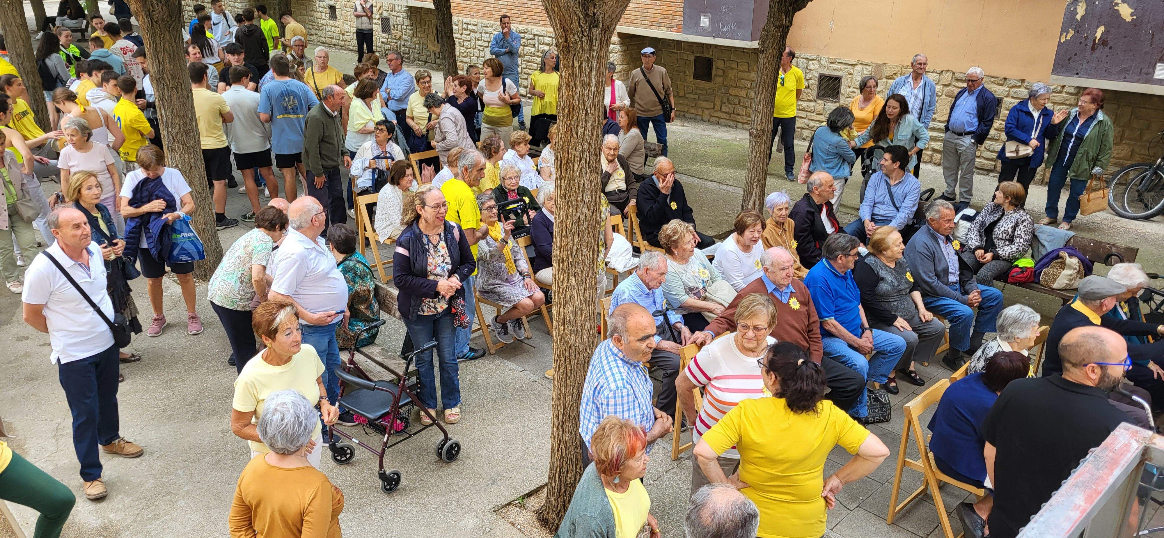 Fiesta fin de curso del Hogar de Mayores del IASS Huesca. Foto Myriam Martínez