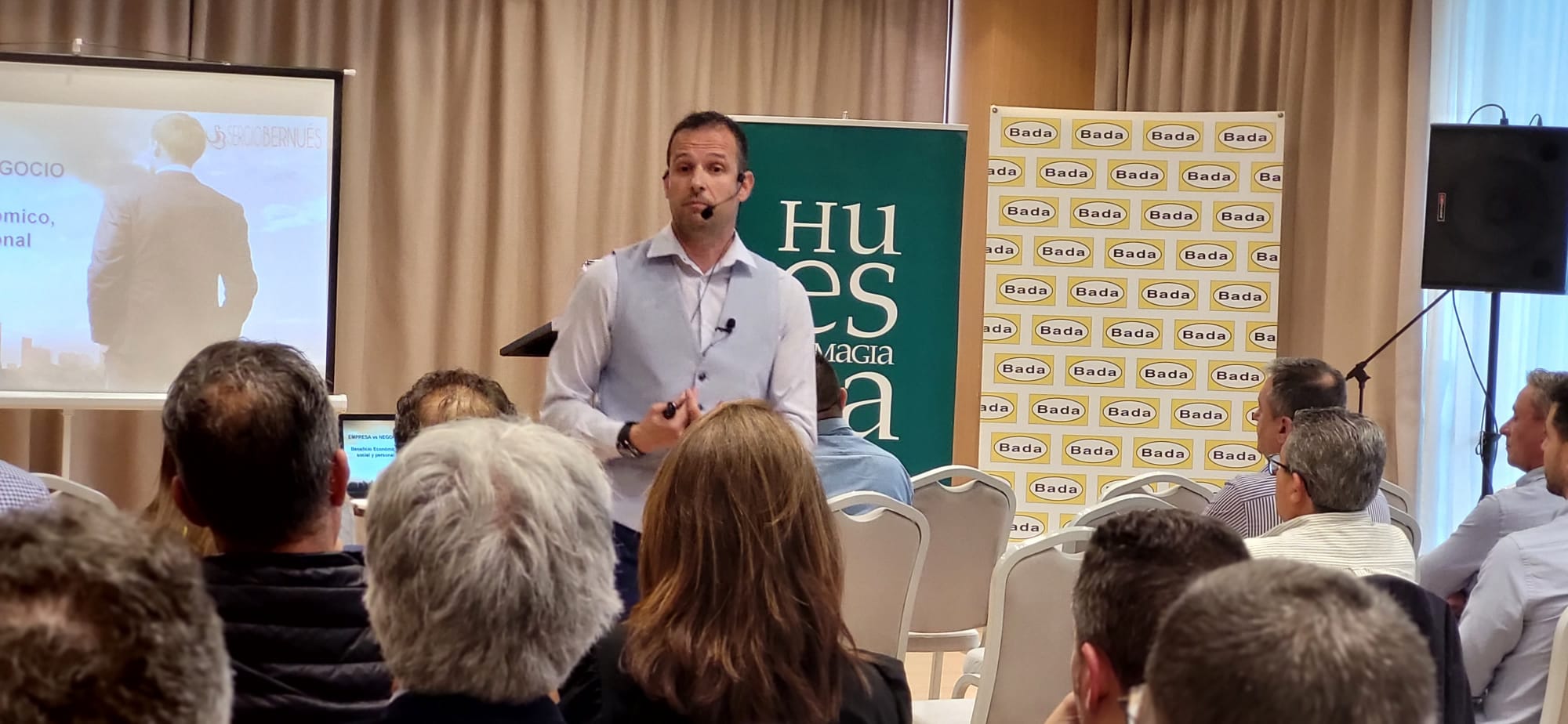 Acto del Bada Huesca con patrocinadores