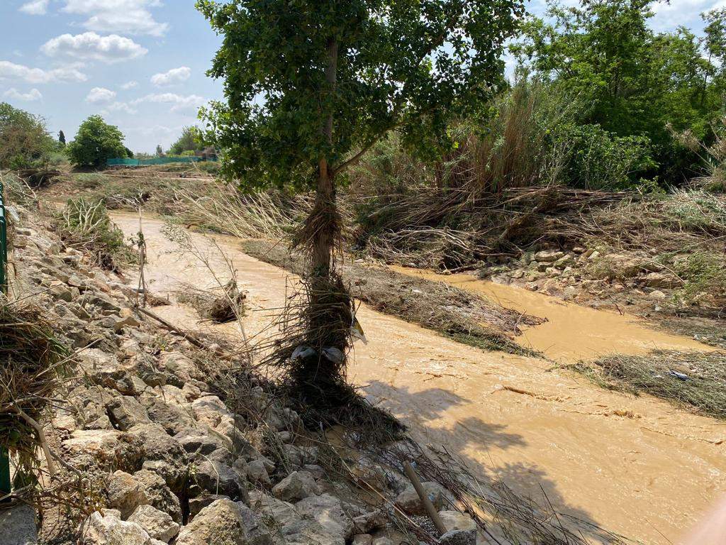 Afecciones en Pomar de Cinca tras desbordarse el río. Foto Mercedes Manterola