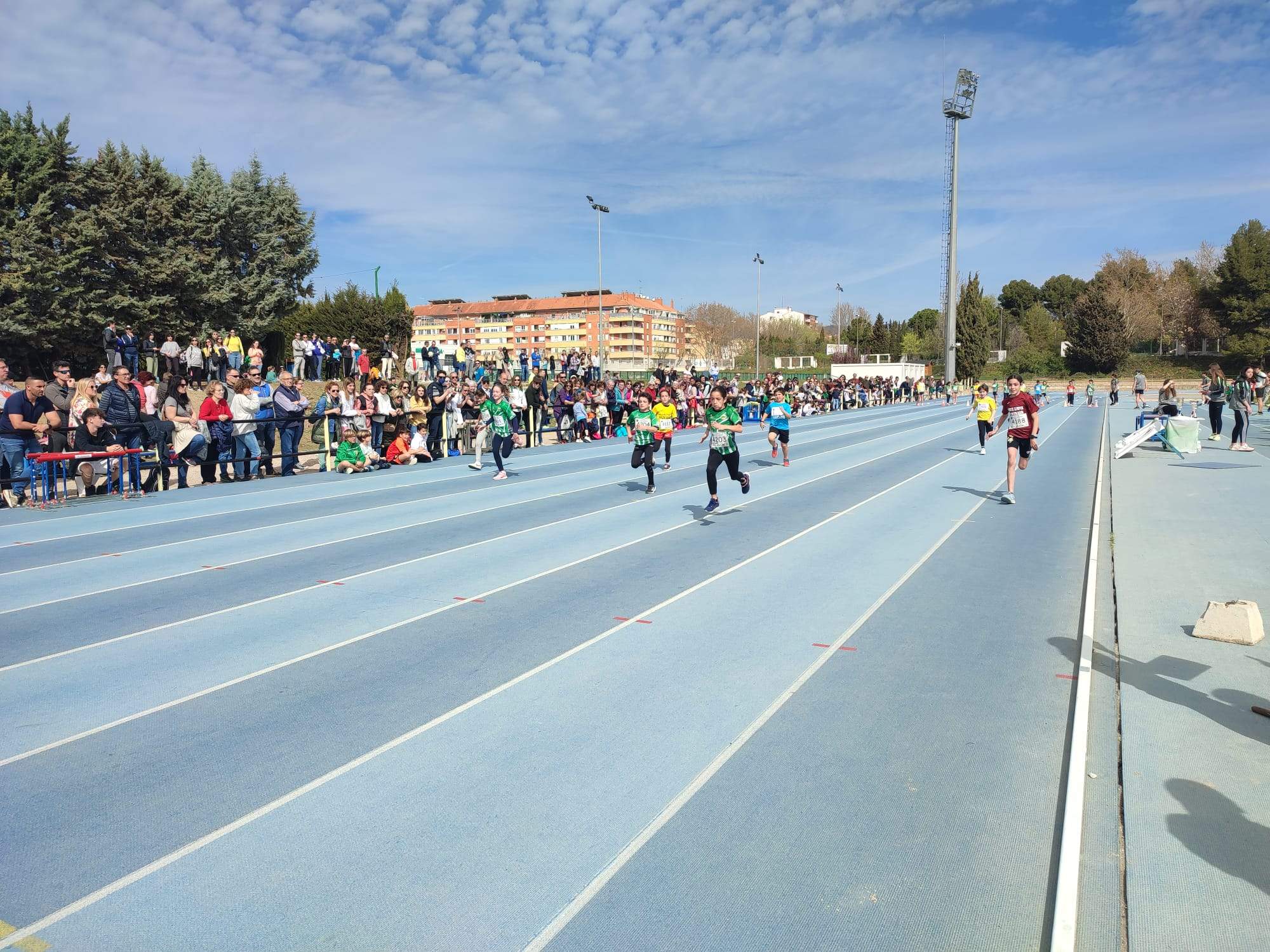 El Atletismo Divertido celebra este sábado su fiesta de fin de curso.