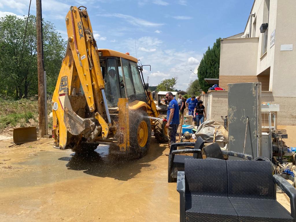 Afecciones en Pomar de Cinca tras desbordarse el río. Foto Mercedes Manterola