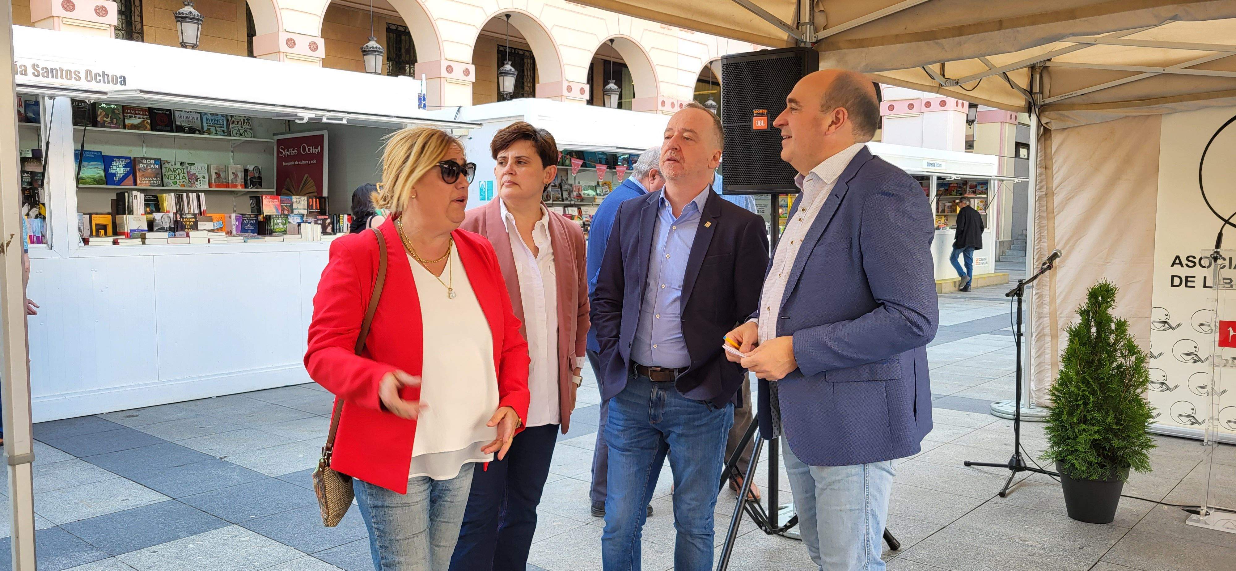 Inauguración de la 39ª Feria del Libro de Huesca. Foto Myriam Martínez