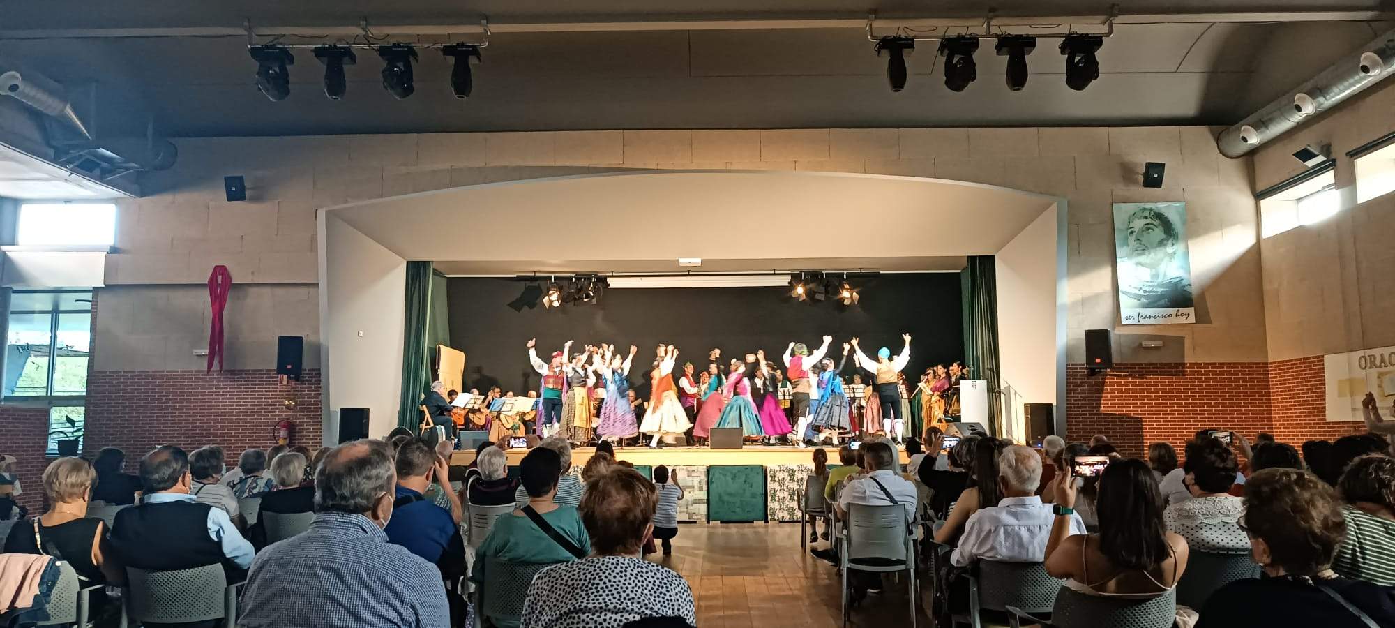 Final de curso de la Escuela de Folklore y Música de Huesca 