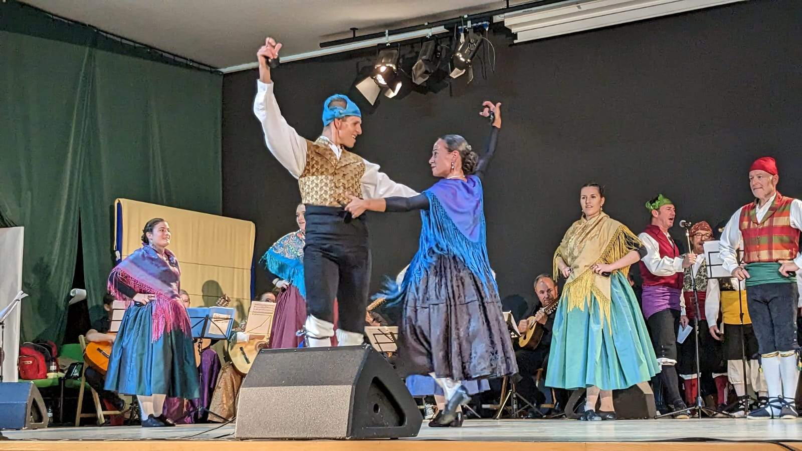 Final de curso de la Escuela de Folklore y Música de Huesca 