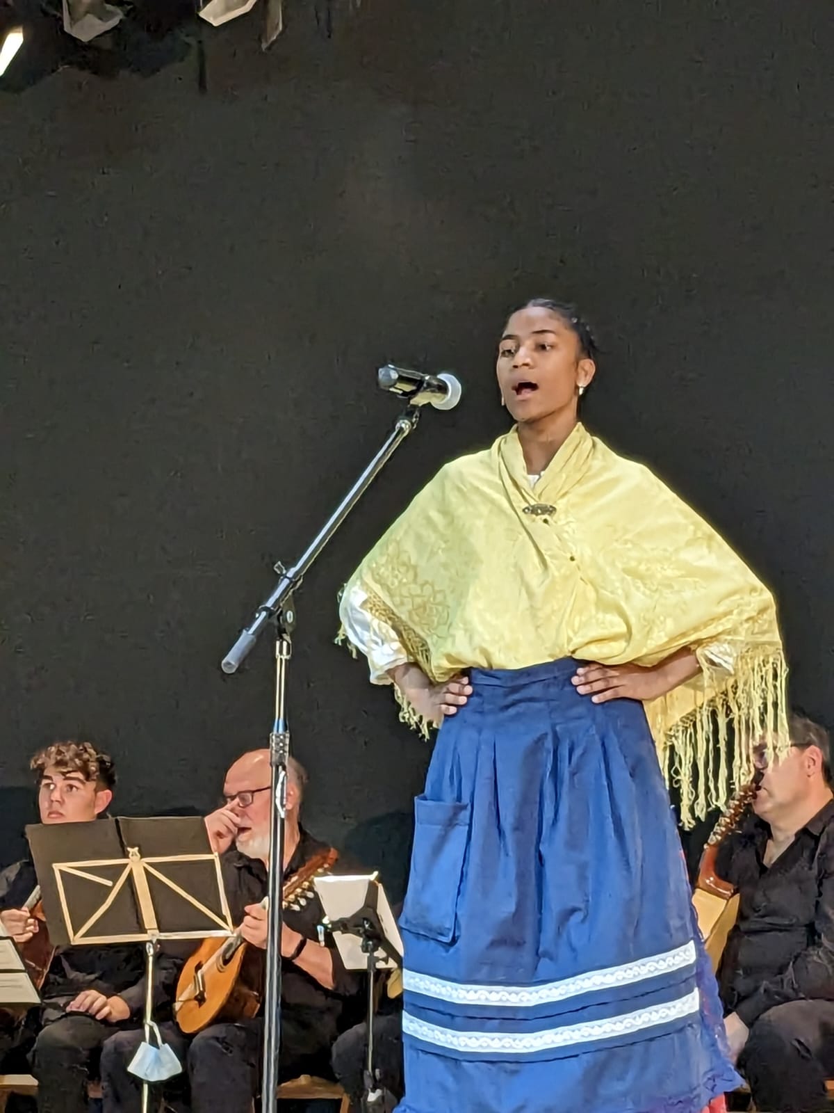 Final de curso de la Escuela de Folklore y Música de Huesca