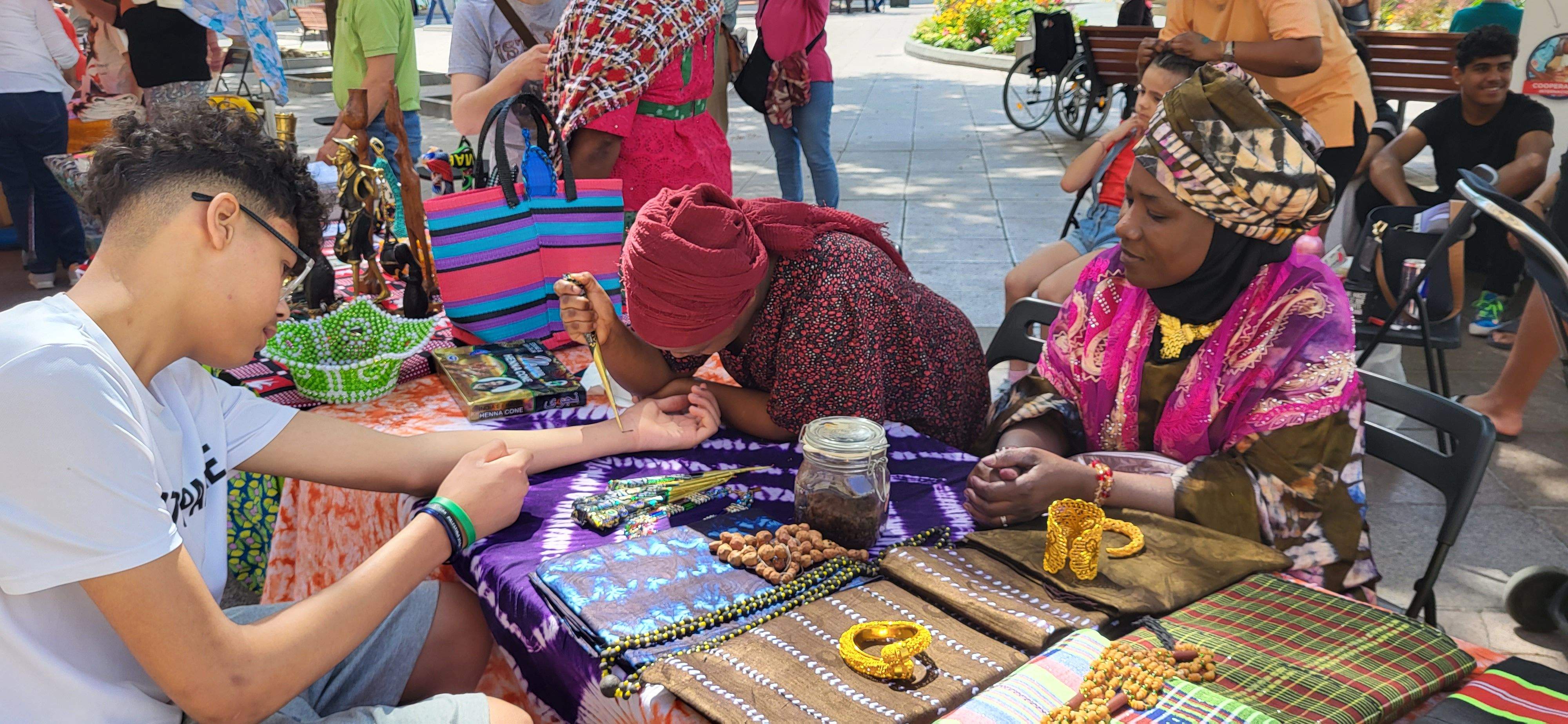 Huesca celebra el Día de África. Foto: Mercedes Manterola