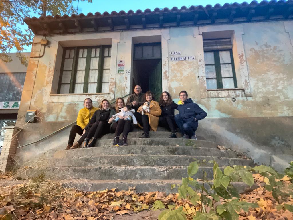 Casa Piedrafita en Huesca con descendientes de Justo Ramón