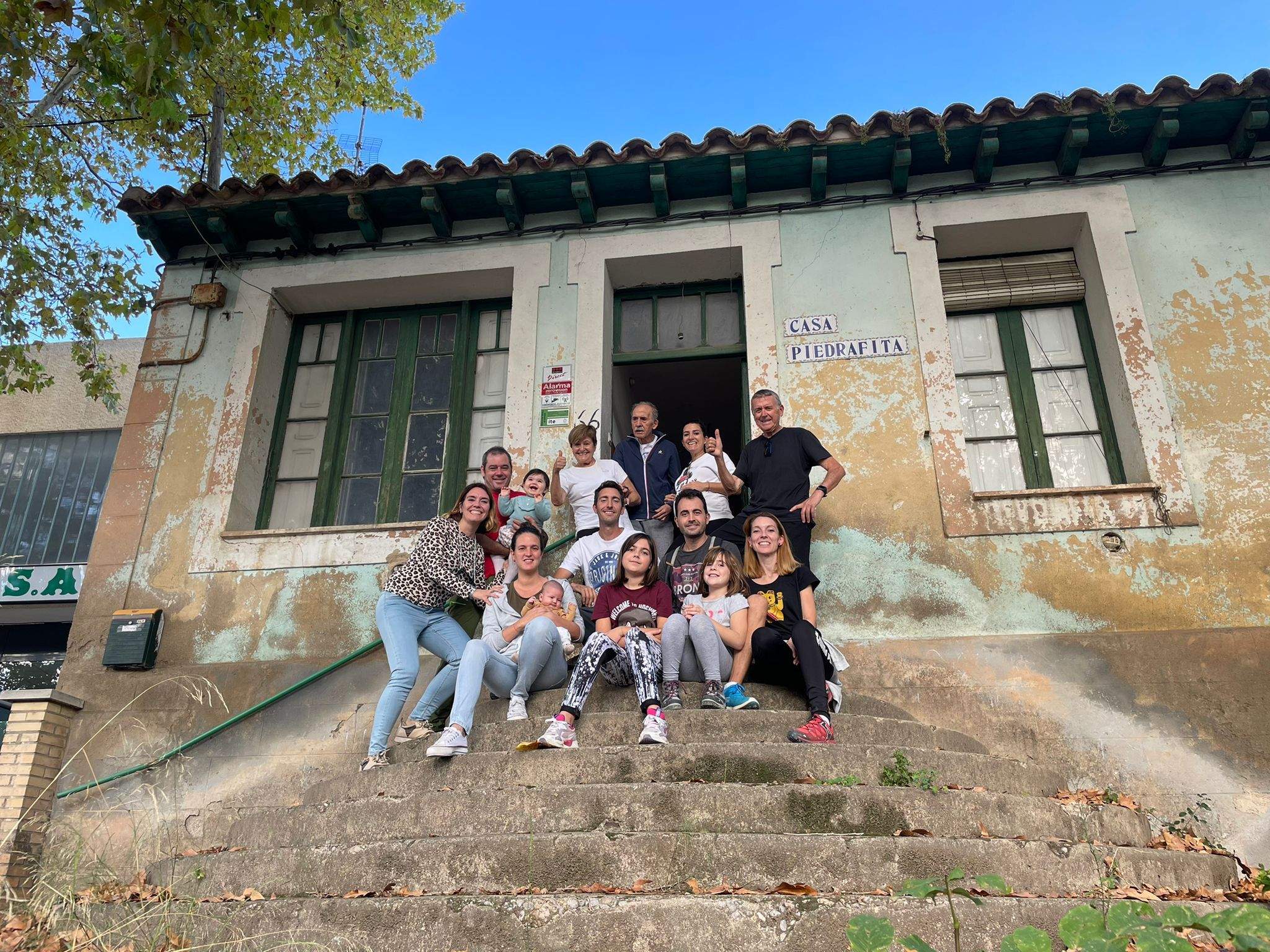 Casa Piedrafita en Huesca con descendientes de Justo Ramón