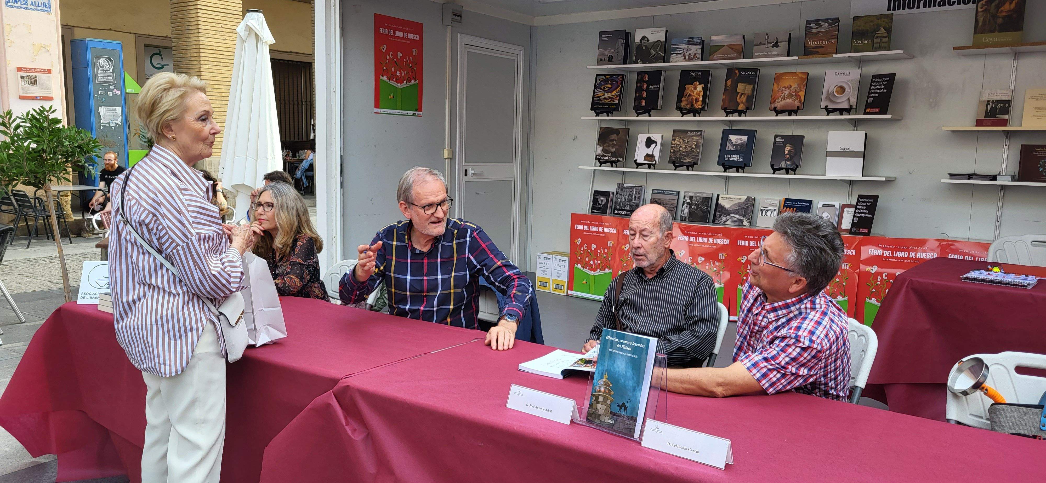 Jornada del sábado 27, en la 39ª Feria del libro de Huesca. Foto Myriam Martínez