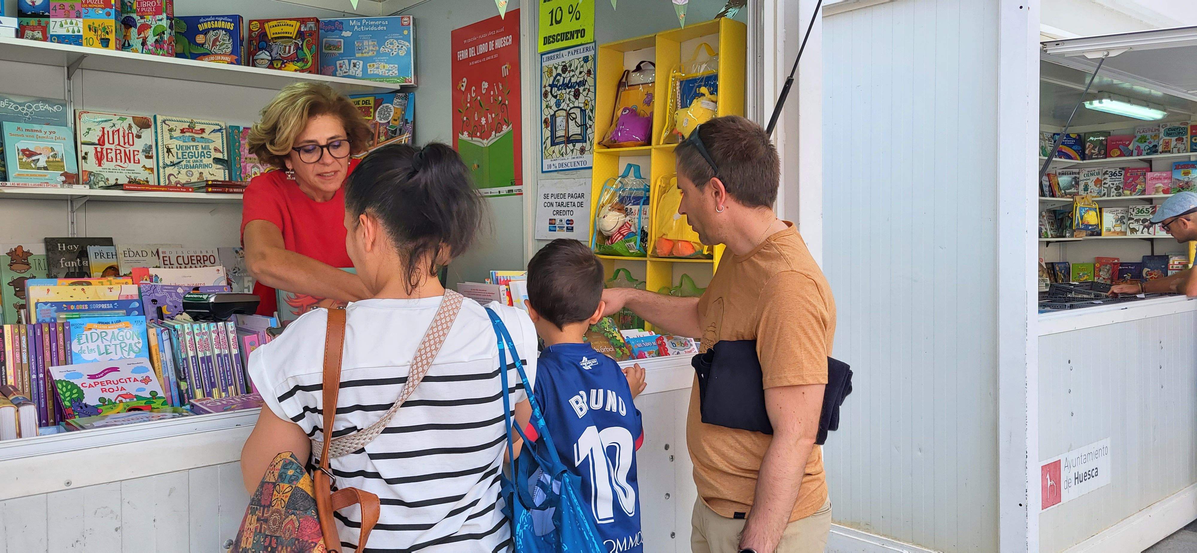 Jornada del sábado 27, en la 39ª Feria del libro de Huesca. Foto Myriam Martínez