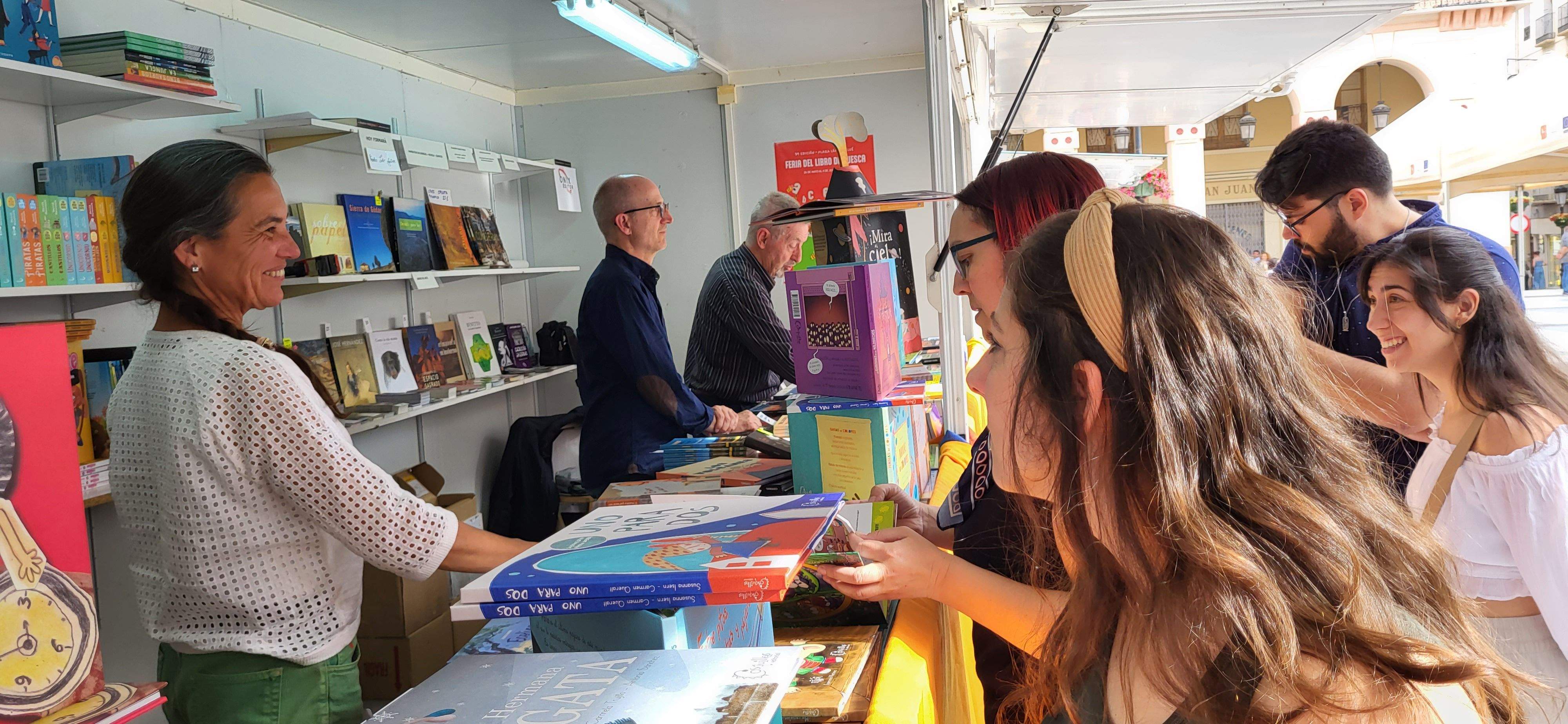 Jornada del sábado 27, en la 39ª Feria del libro de Huesca. Foto Mercedes Manterola