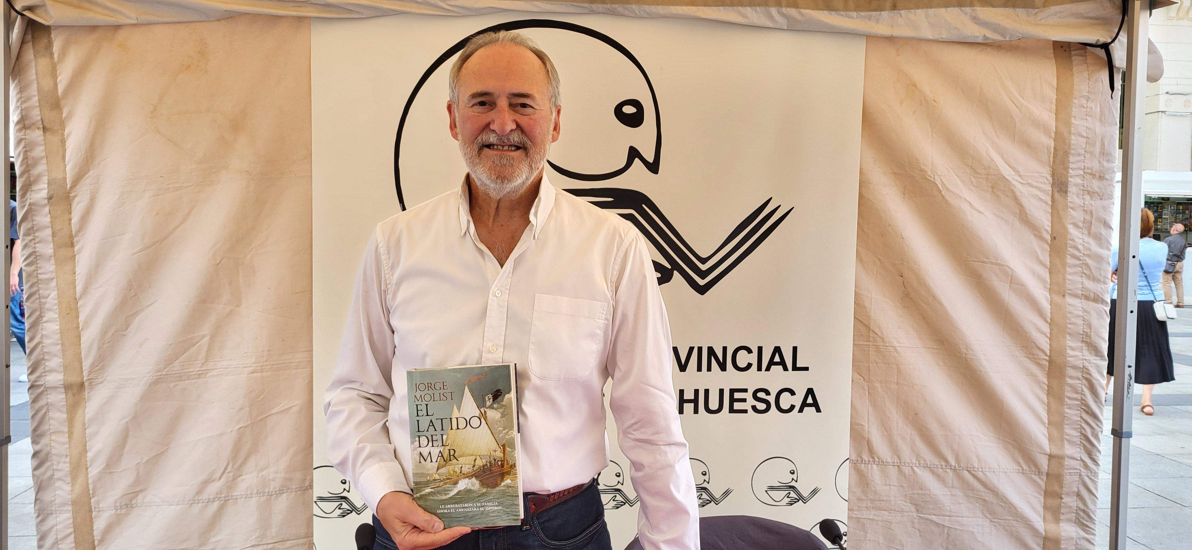 Jornada del sábado 27, en la 39ª Feria del libro de Huesca. Foto Mercedes Manterola