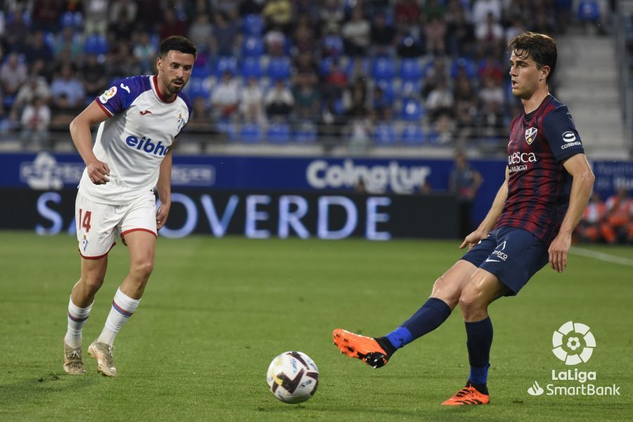 Javi Martínez, toque de seda