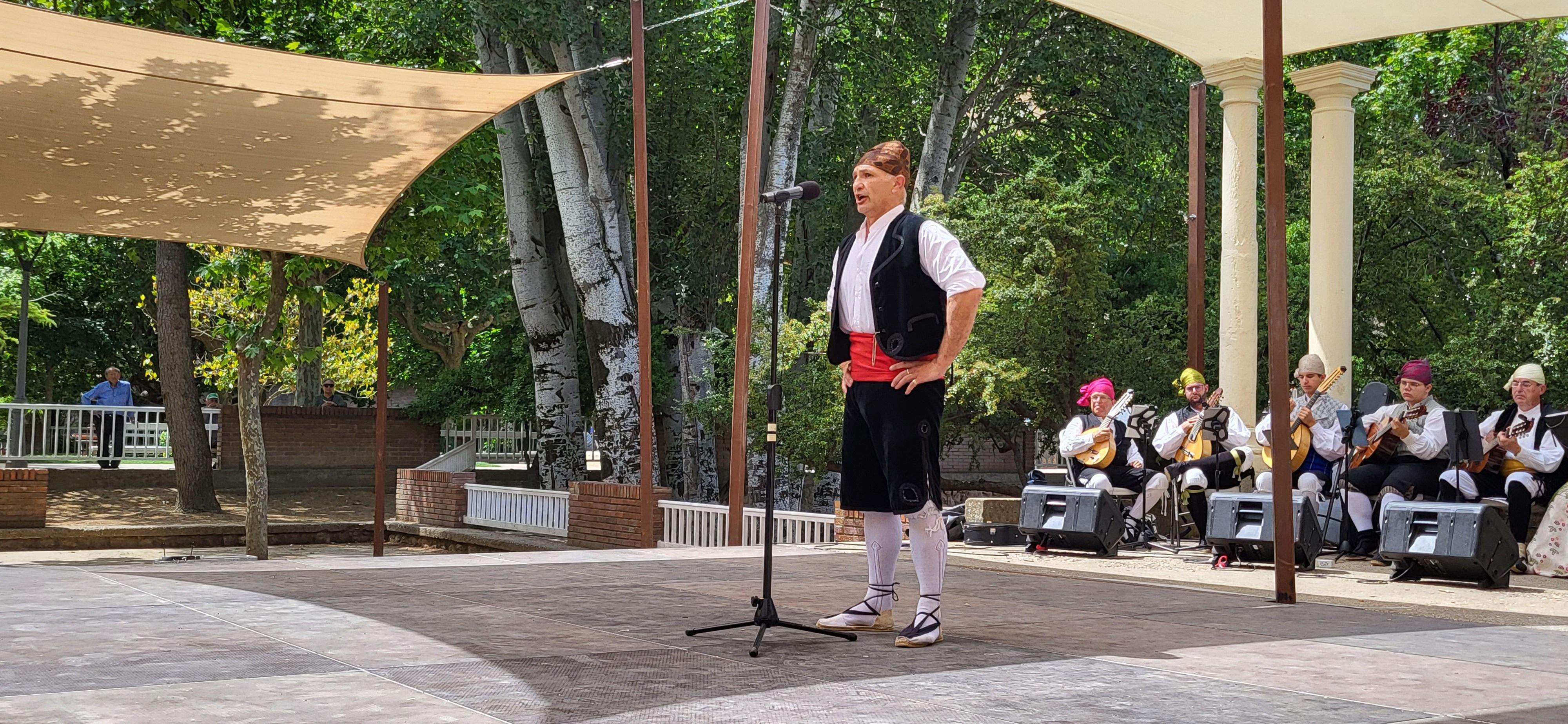  Elenco Aragonés en el certamen de Folclore Aragonés de Huesca. Foto Myriam Martínez