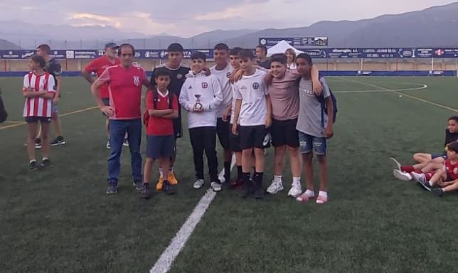 IPC La Escuela, quinto clasificado infantil. Foto Deporte Cantera Sabiñánigo