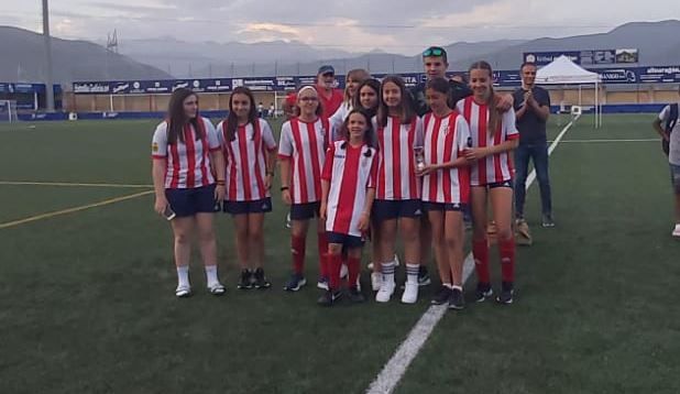 Sabiñánigo femenino, sexto clasificado infantil. Foto Deporte Cantera Sabiñánigo
