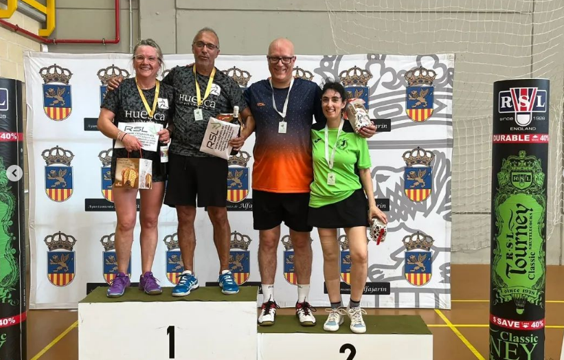 Podio Bádminton Huesca La Magia