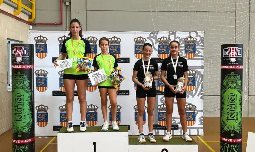 Podio Bádminton Huesca La Magia