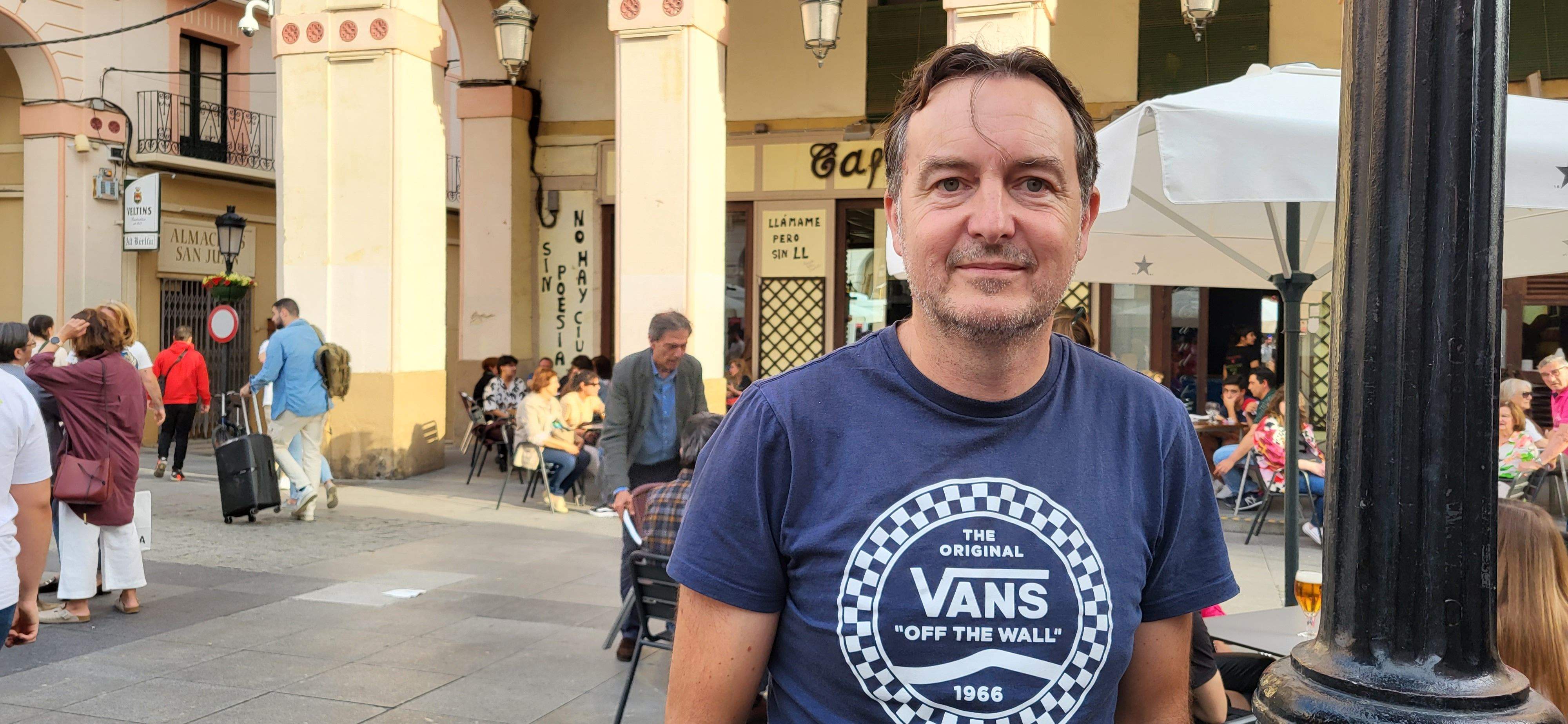 Gabriel Atarés, en la 39ª Feria del Libro de Huesca. Foto Myriam Martínez