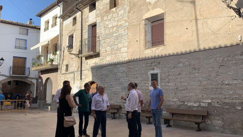 AzanuyAlins rehabilita una de las cuatro viviendas que va a destinar a