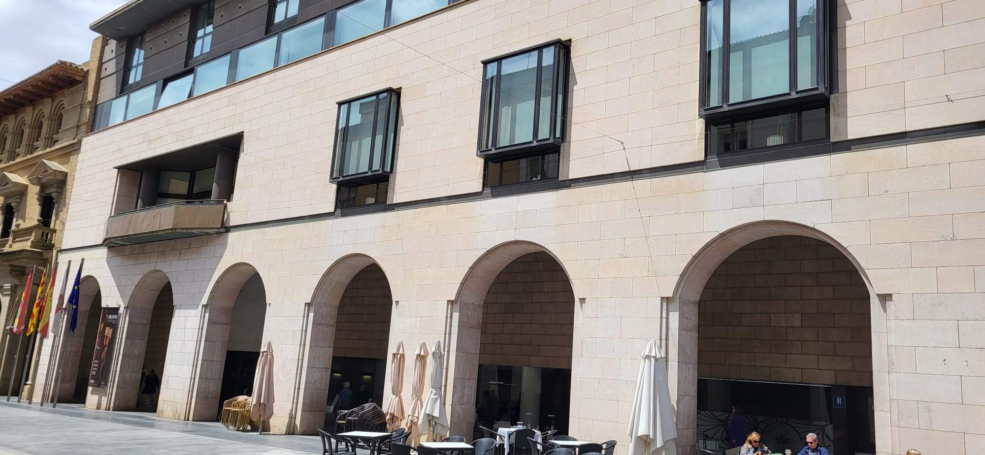 Un juzgado anula las bases para 17 plazas de administrativo en la DPH por incumplir el principio de igualdad de acceso