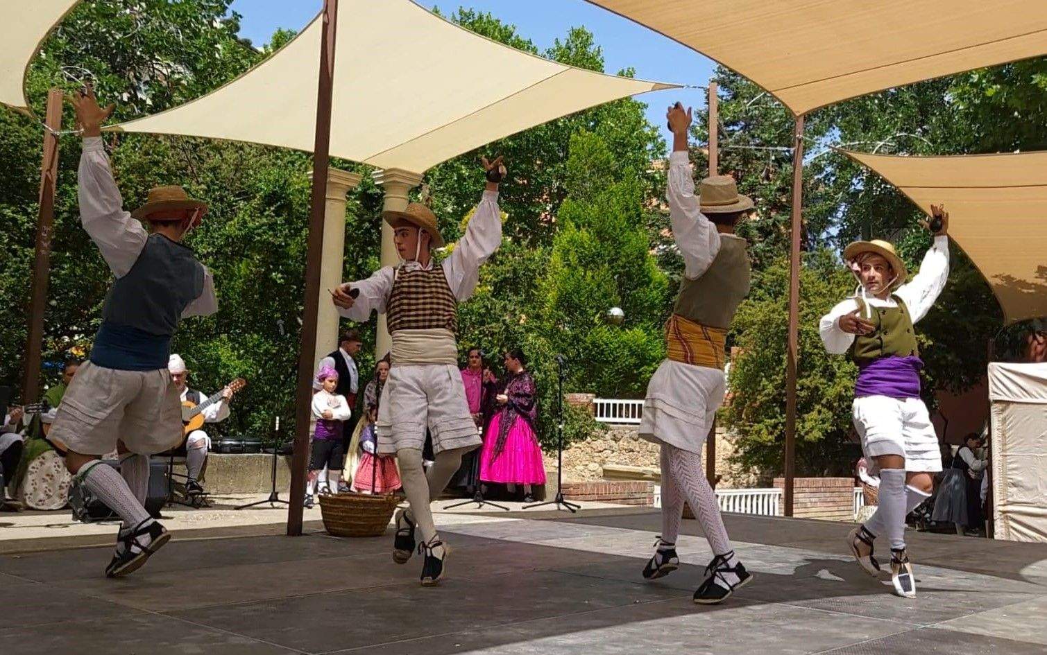  Elenco Aragonés en el certamen de Folclore Aragonés de Huesca. Foto Myriam Martínez