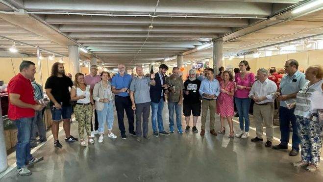 Representantes de la instituciones y homenajeados en esta edición Representantes de la instituciones y homenajeados en esta edición