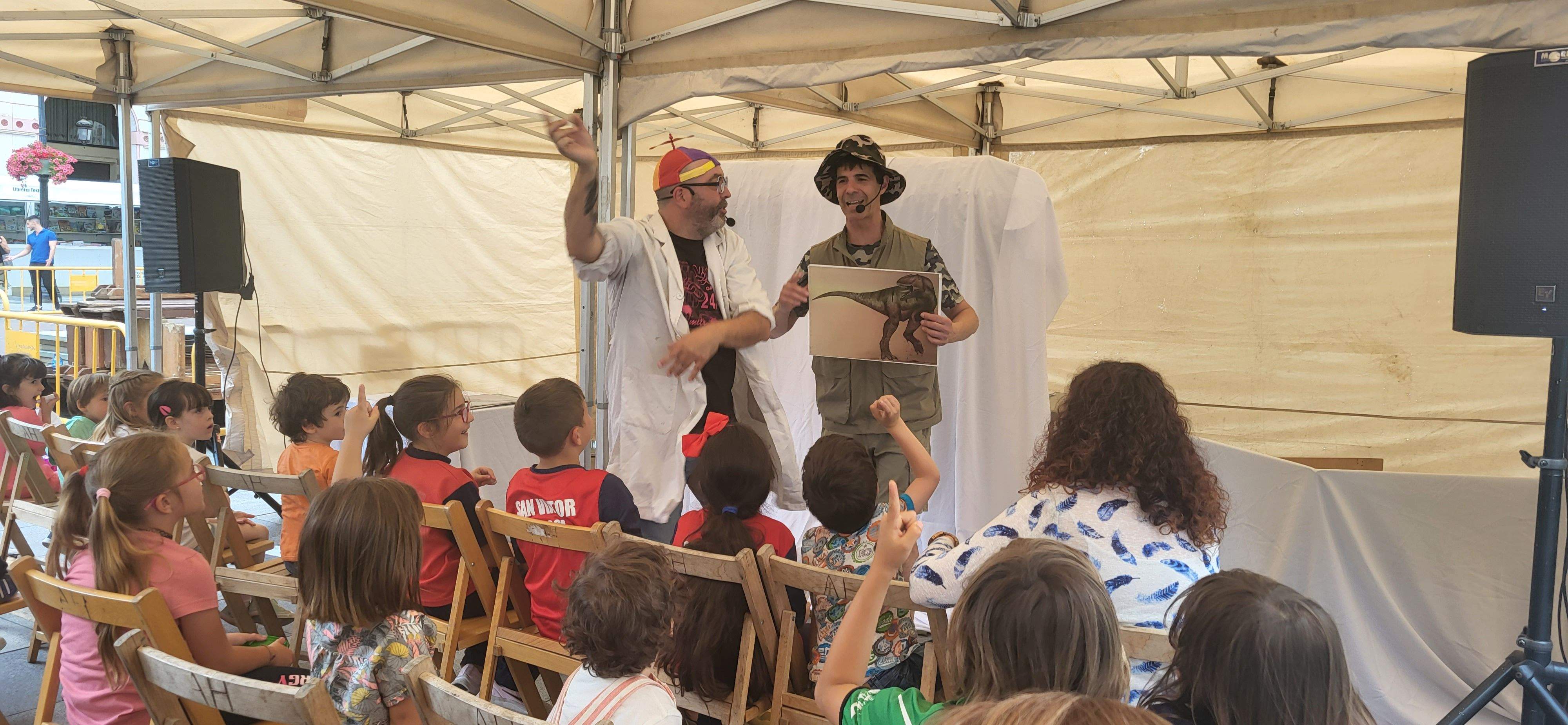 Cuentacuentos con Daniel Tejero y Roberto Malo. Foto Myriam Martínez