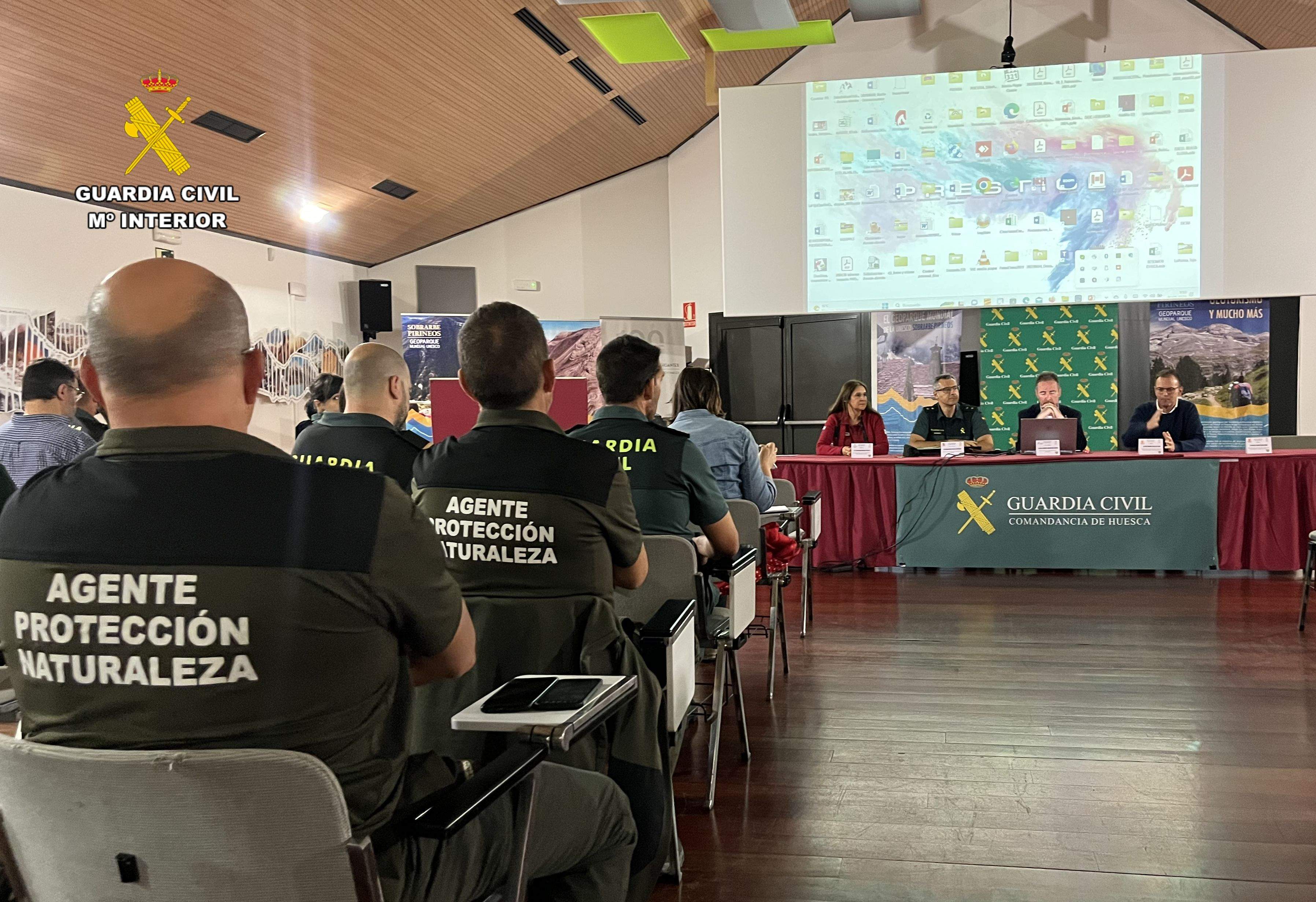 La Guardia Civil y la Fiscalía de Huesca impulsan la colaboración contra los incendios forestales