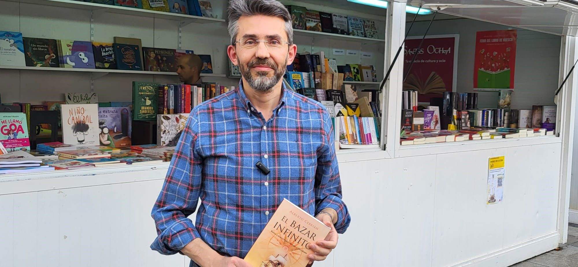 Alberto Cebrián ha presentado El Bazar Infinito