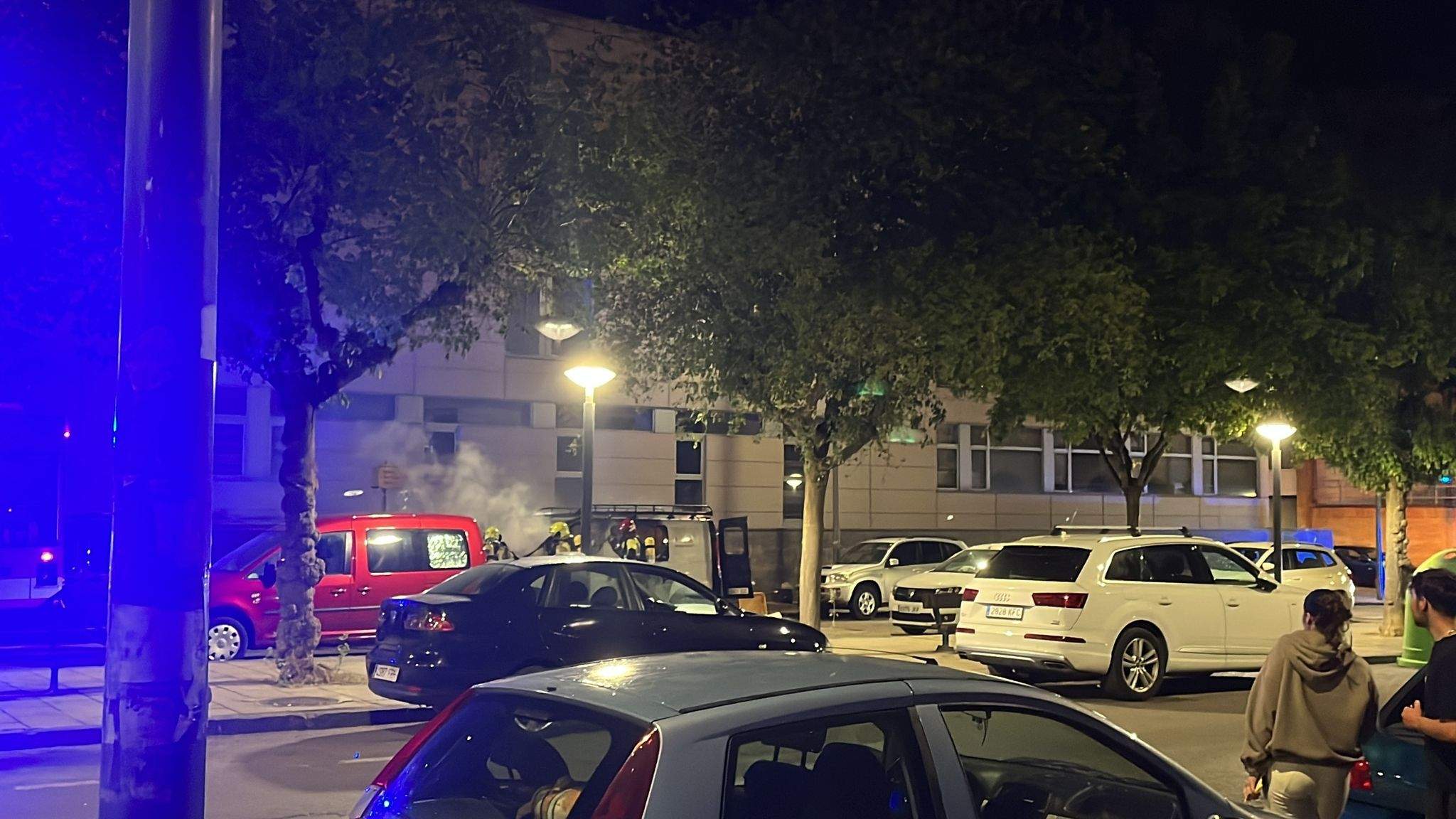 Incendio en la avenida Menéndez Pidal de Huesca