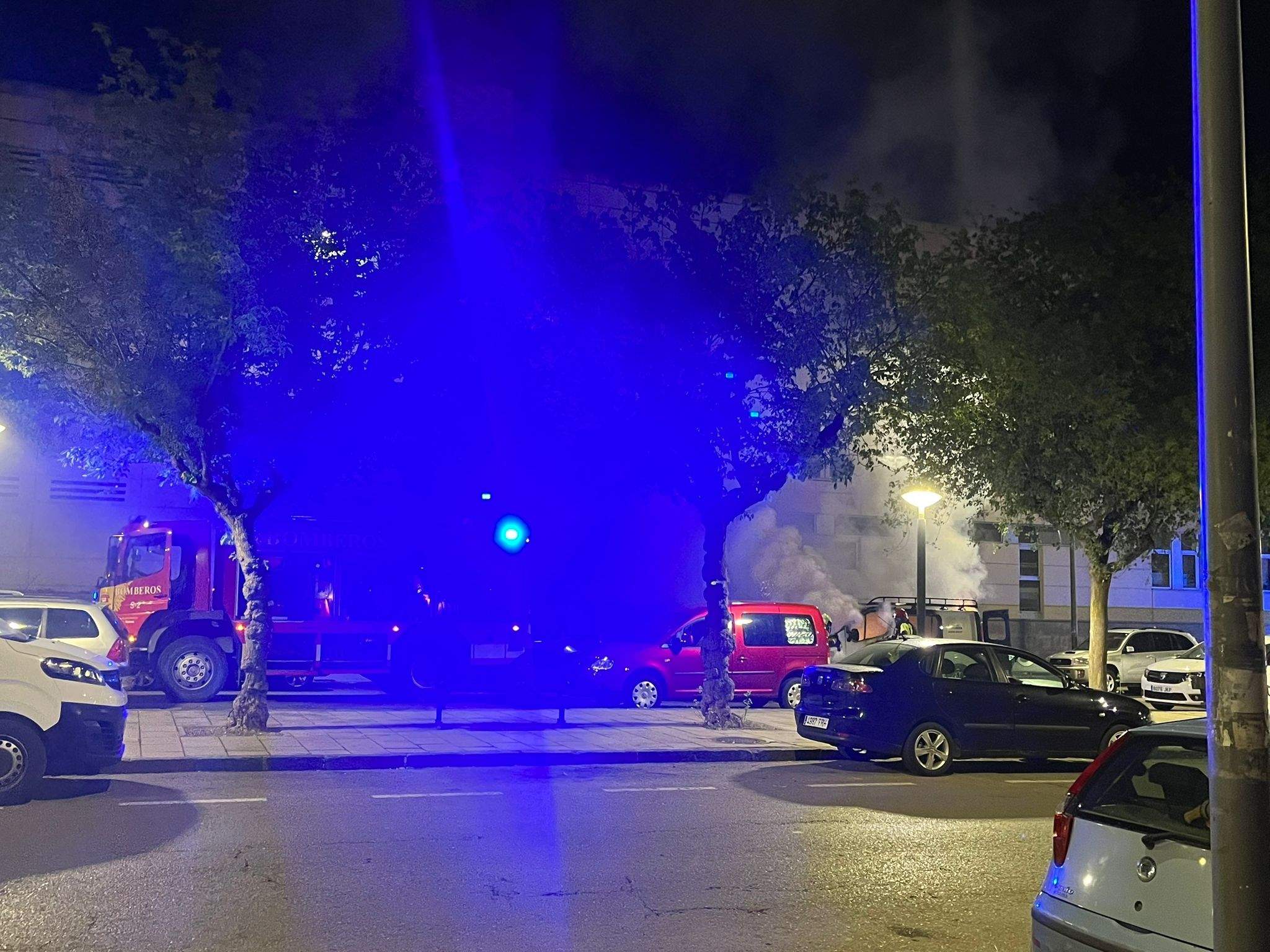 Incendio en la avenida Menéndez Pidal de Huesca