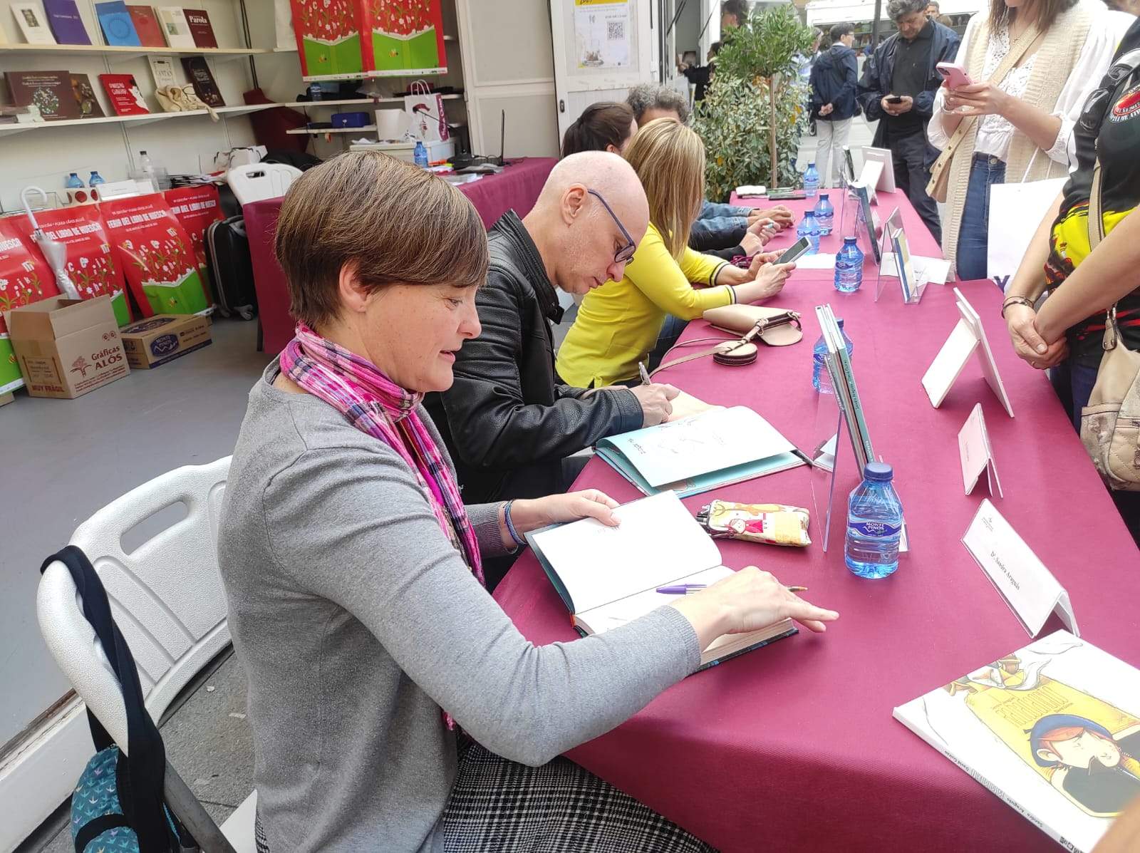 Sandra Araguás y David Guirao en la 39ª Feria del Libro de Huesca