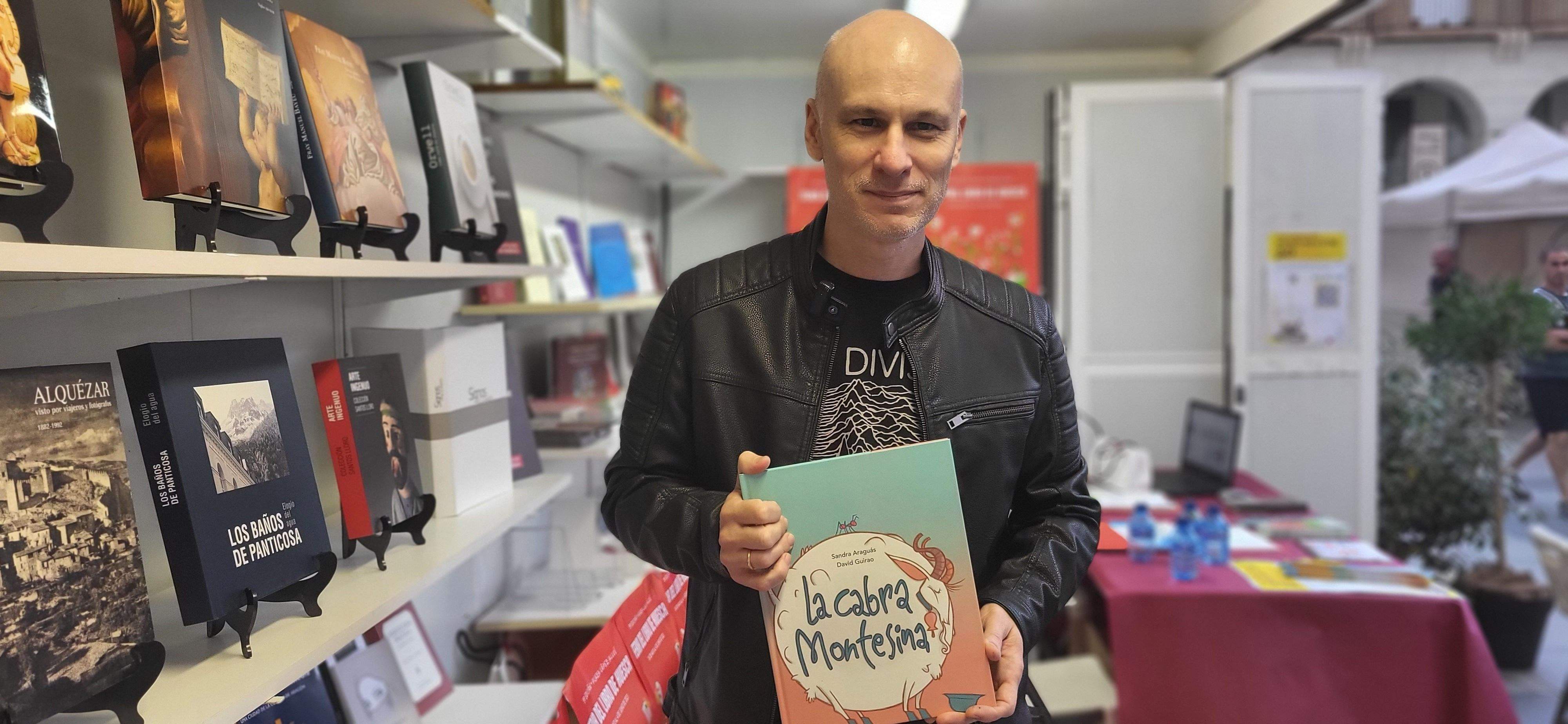  David Guirao en la 39ª Feria del Libro de Huesca
