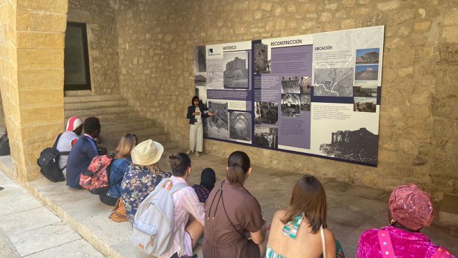 Participantes en el curso en la excusión con la que han finalizado las actividades. Participantes en el curso en la excusión con la que han finalizado las actividades.