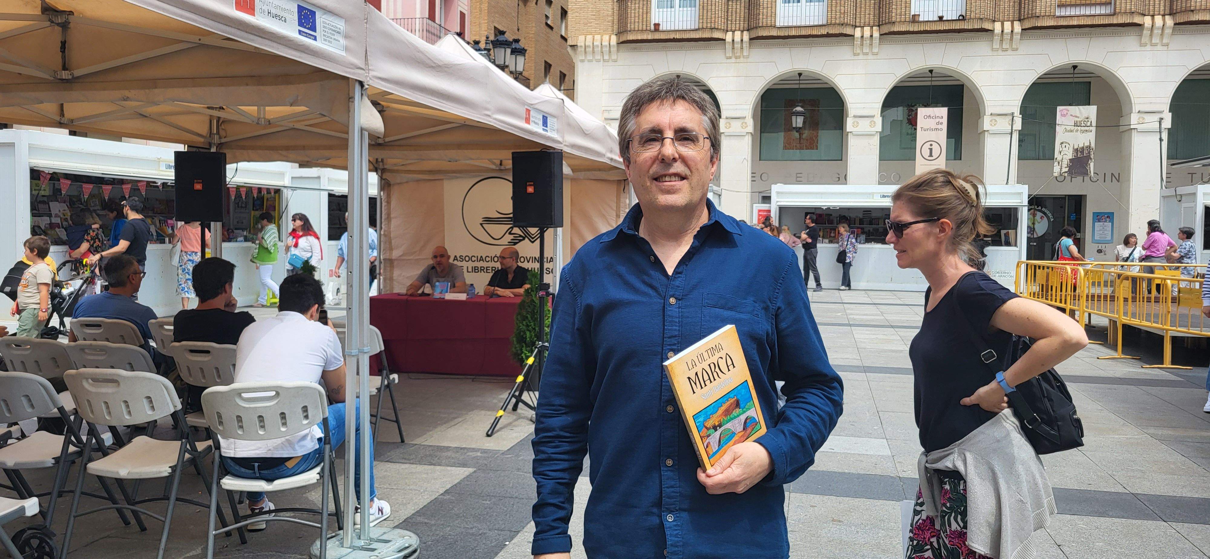 Santi Baldellou, en la 39ª Feria del Libro de Huesca. Foto Myriam Martínez