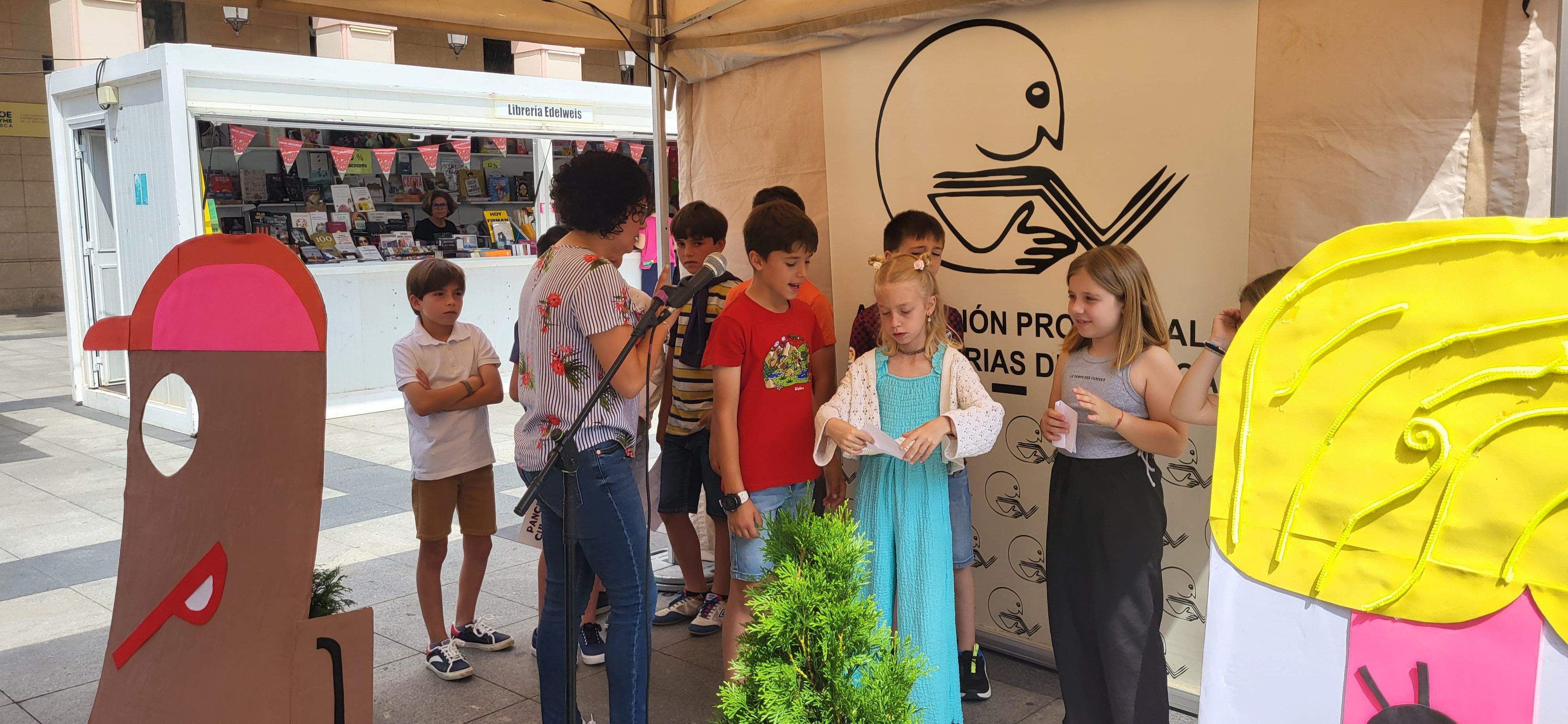 Presentación de "Panchito culo plano" en la Feria del Libro de Huesca. Foto: Mercedes Manterola