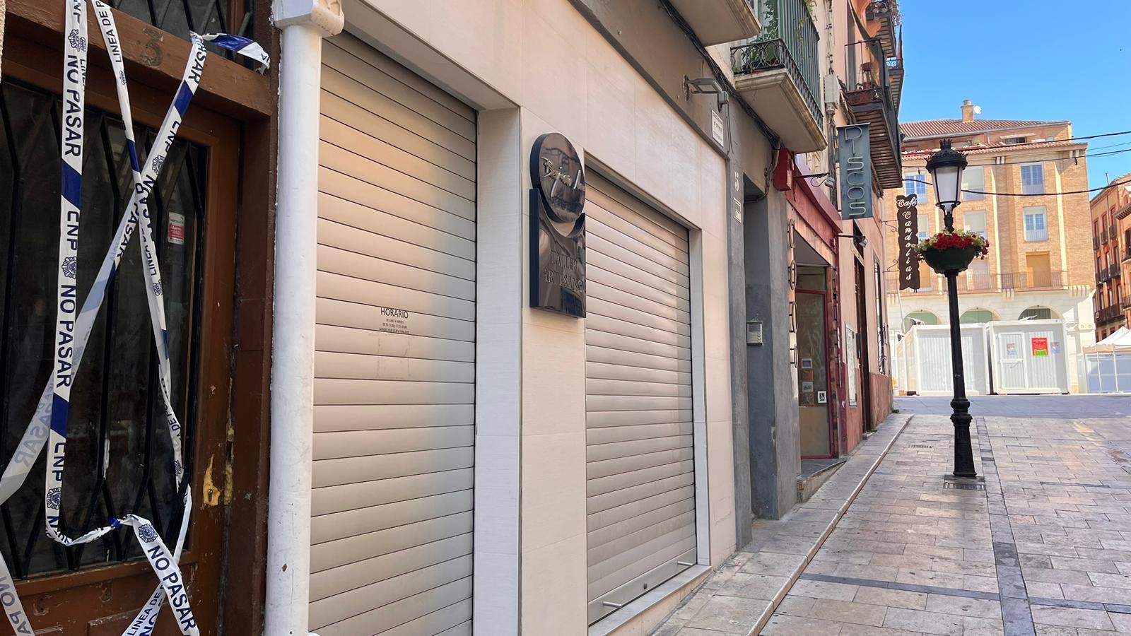 Los efectos del incendio en la calle Villahermosa. Foto Mercedes Manterola