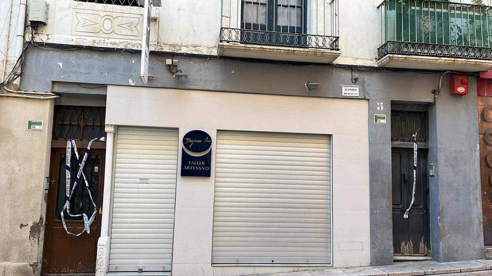 Los efectos del incendio en la calle Villahermosa. Foto Mercedes Manterola