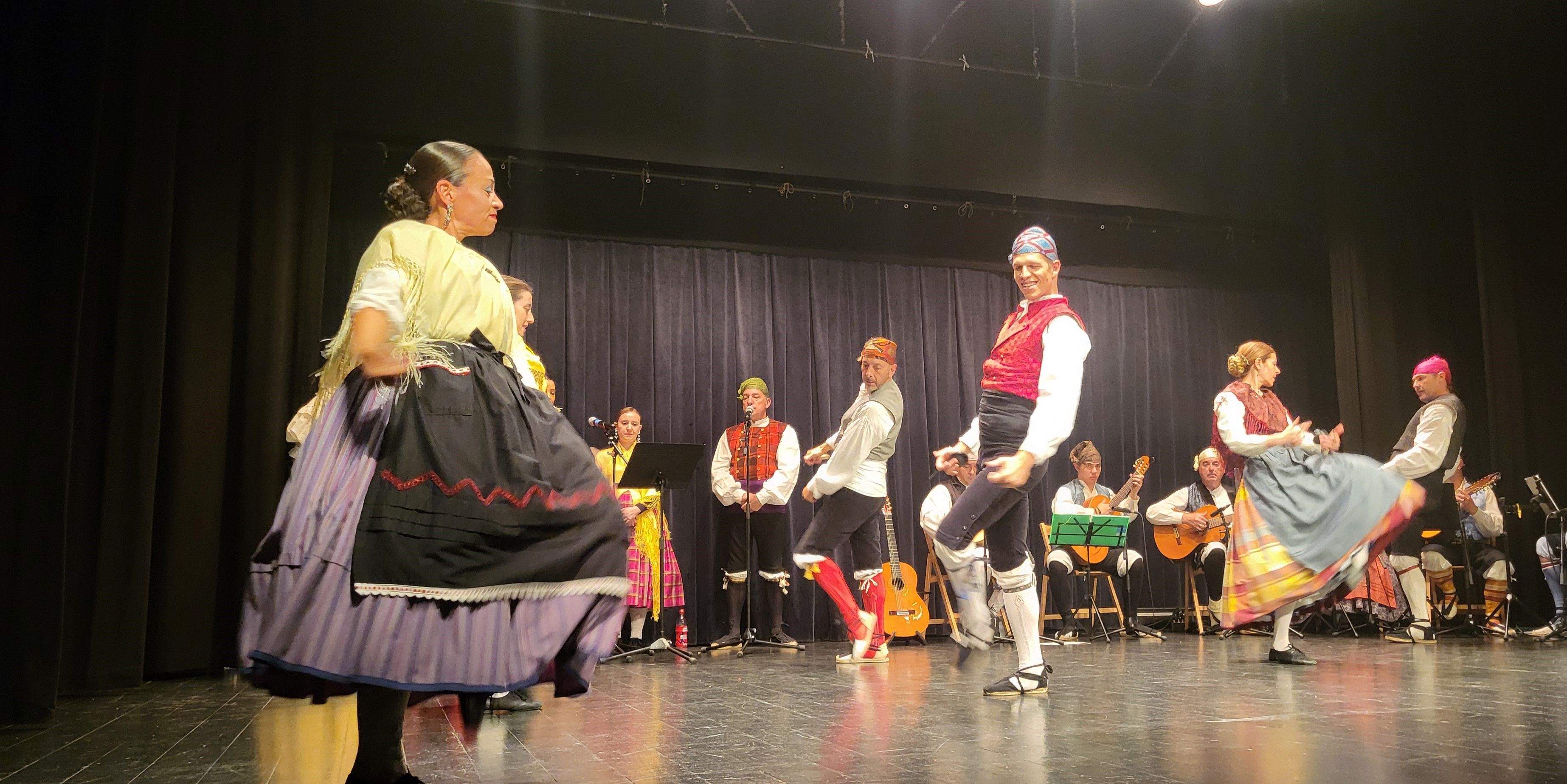  Grupo Folclórico San Lorenzo en el Ciclo de Folclore Aragonés de Huesca. Foto Myriam Martínez