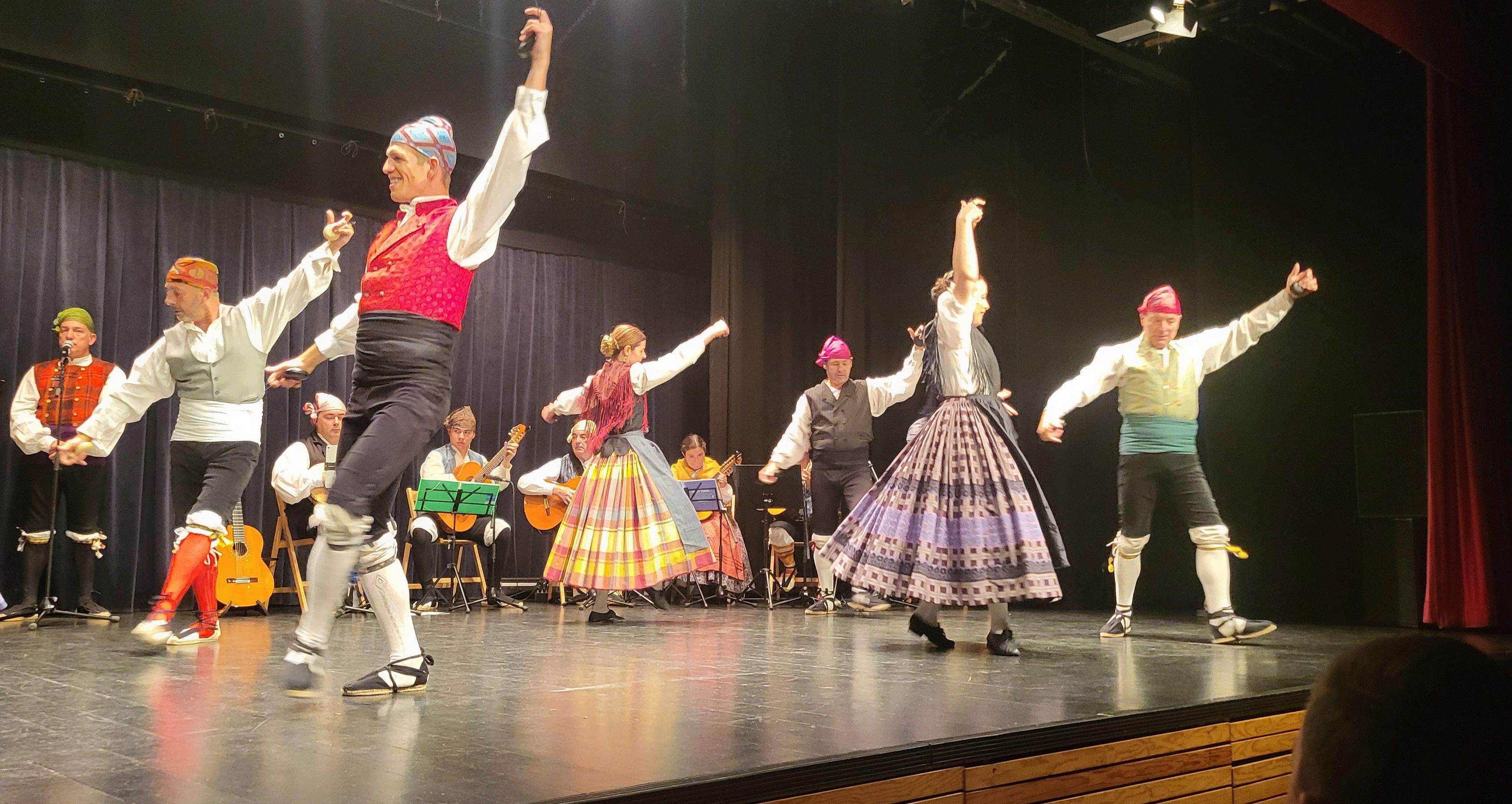  Grupo Folclórico San Lorenzo en el Ciclo de Folclore Aragonés de Huesca. Foto Myriam Martínez