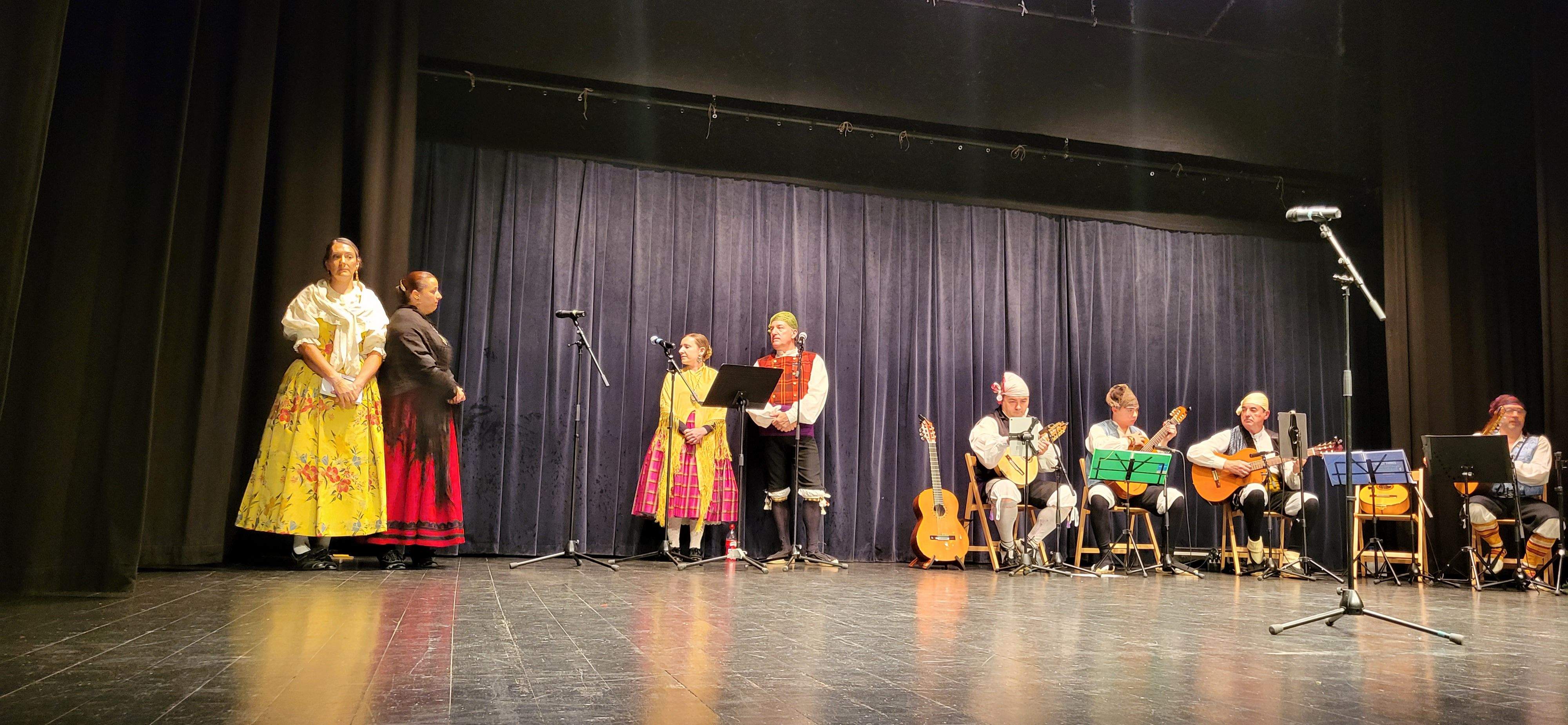 Grupo Folclórico San Lorenzo en el Ciclo de Folclore Aragonés de Huesca. Foto Myriam Martínez