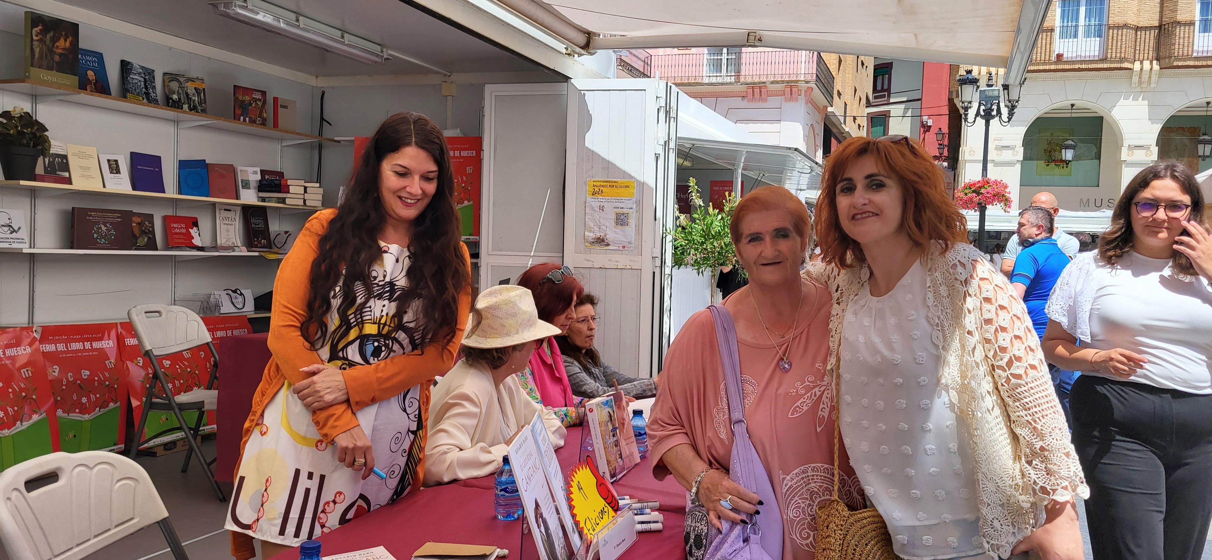 Rosario Raro, en la 39ª Feria del Libro de Huesca. Foto Myriam Martínez