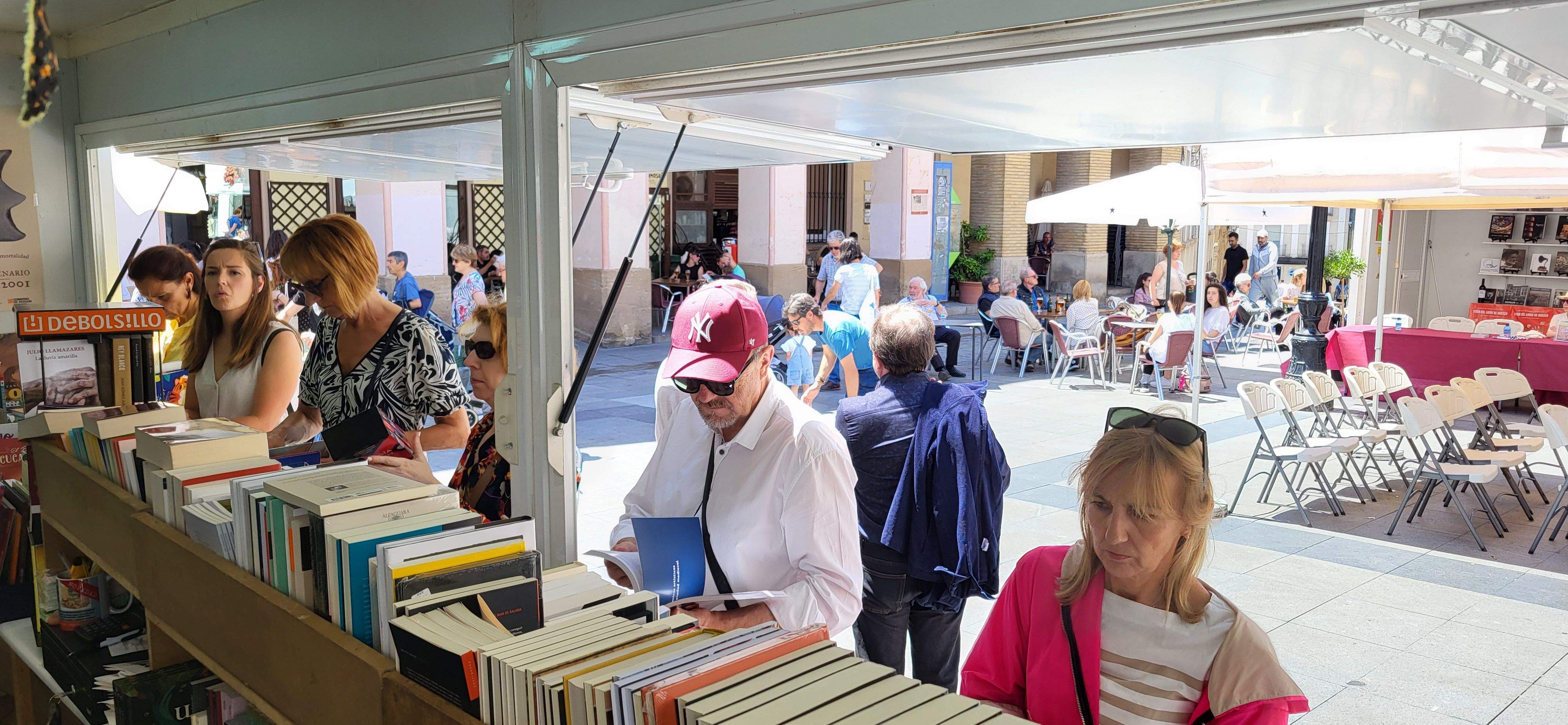 Imagen de archivo de la 39ª Feria del Libro de Huesca. Foto Myriam Martínez Imagen de archivo de la 39ª Feria del Libro de Huesca. Foto Myriam Martínez