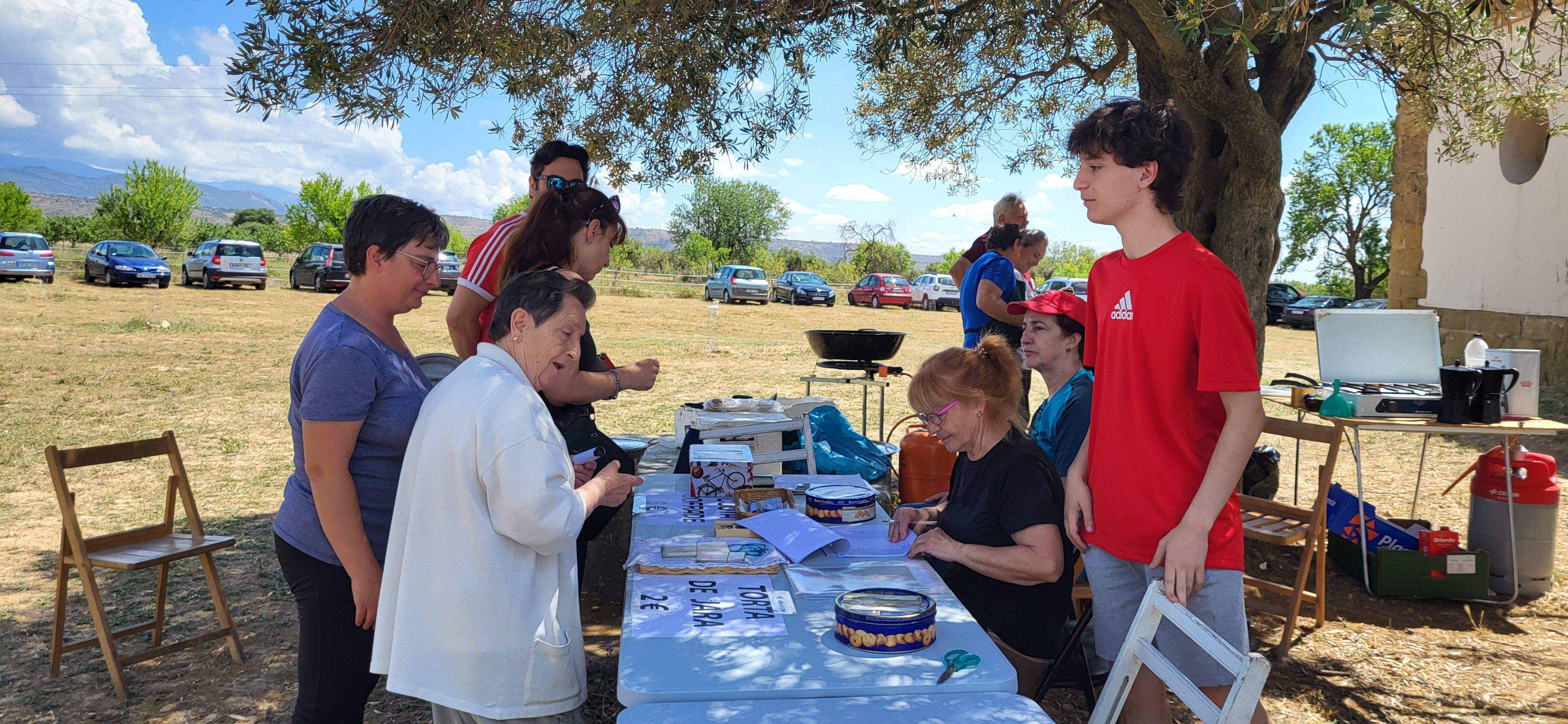 Romería a la ermita de Jara en Huesca. Foto: Mercedes Manterola