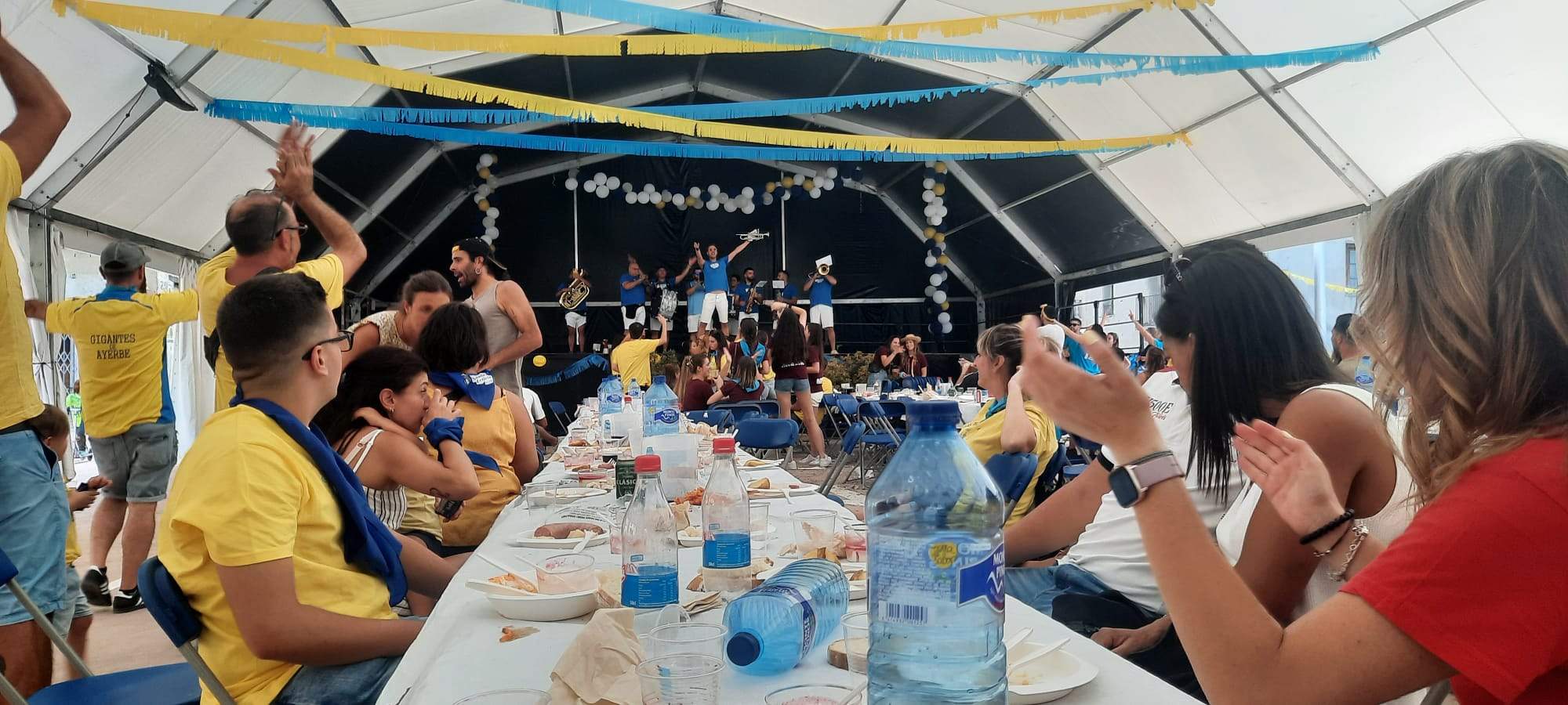 Charanga Monster Band... en el final de comida de peñas