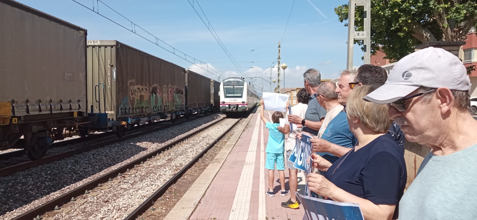 Monegros No Pierdas Tu Tren ha celebrado su 27 Concentración