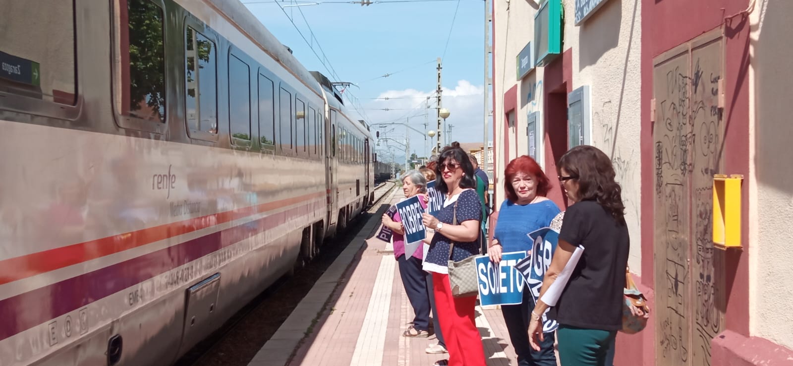 Monegros No Pierdas Tu Tren ha celebrado su 27 Concentración